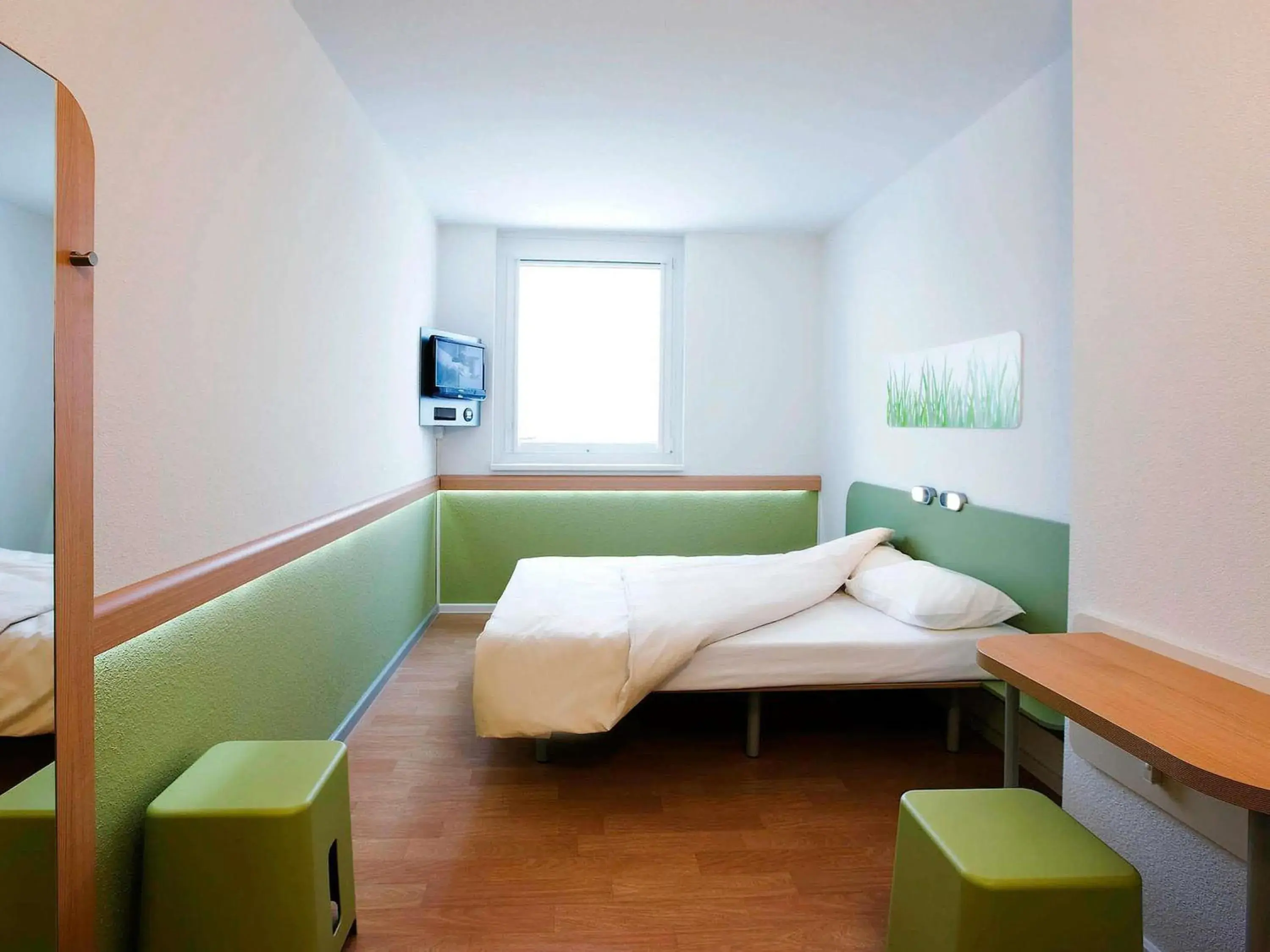 Bedroom, Bed in Ibis budget Wien Messe Bedroom, Bed in Ibis budget Wien Messe