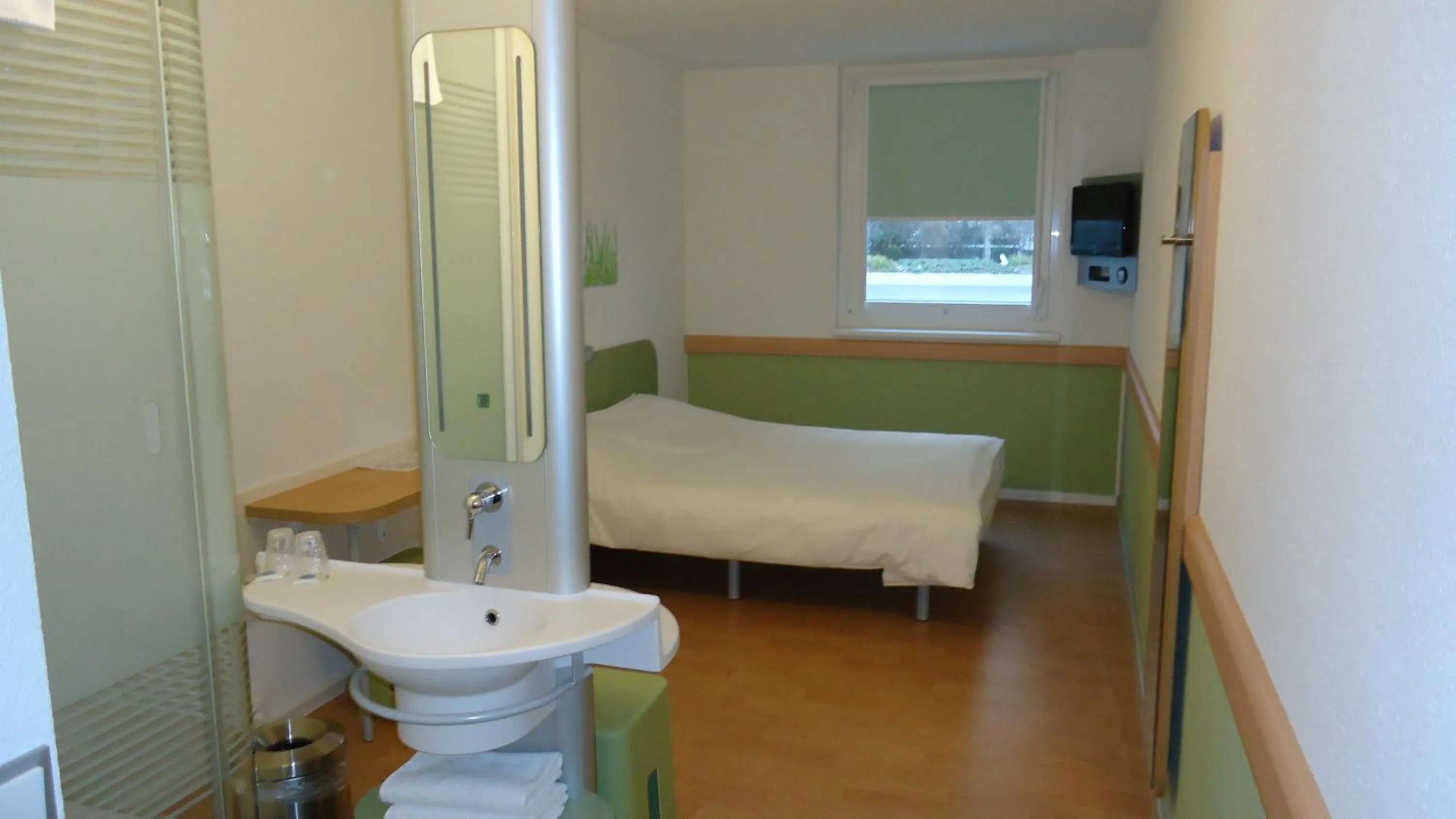 Bed in Ibis budget Wien Messe