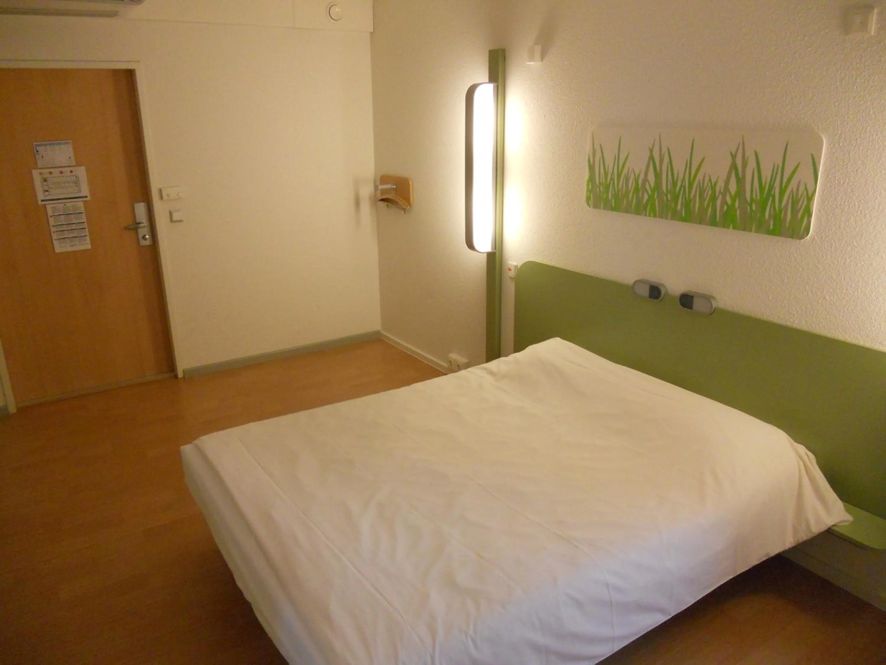 acessibility, Bed in Ibis budget Wien Messe