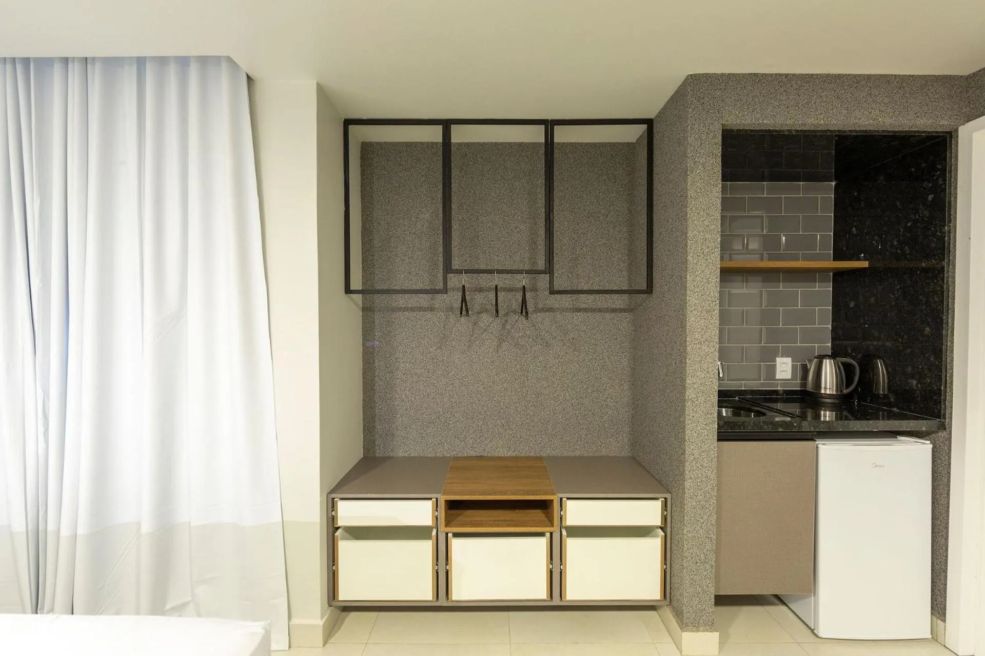 microwave in Liiv Cobogó - Natal Ponta Negra