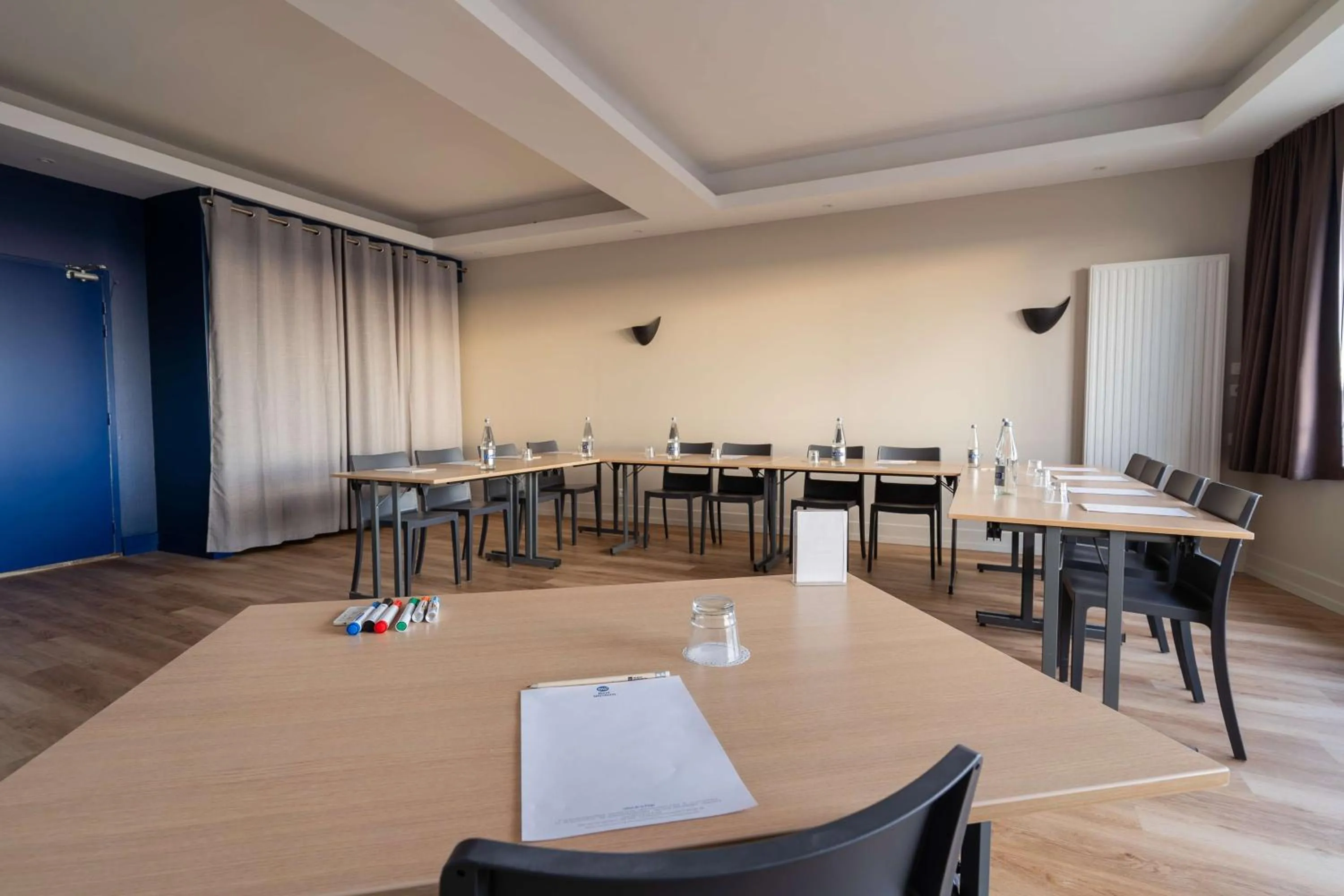 Meeting/conference room in Best Western Hotel De La Plage Saint Marc sur Mer