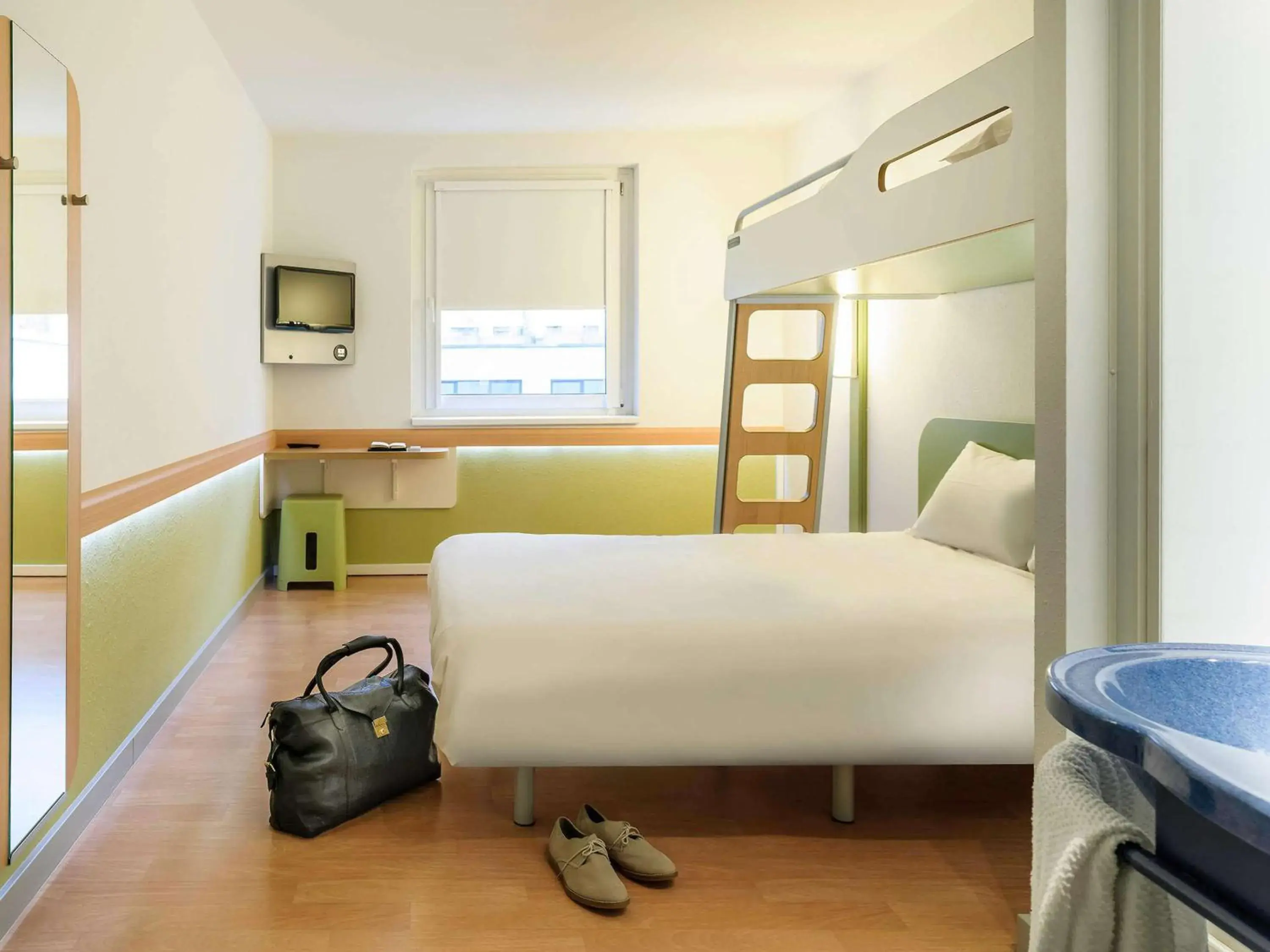 Bedroom, Bed in Ibis budget Wien Sankt Marx Bedroom, Bed in Ibis budget Wien Sankt Marx