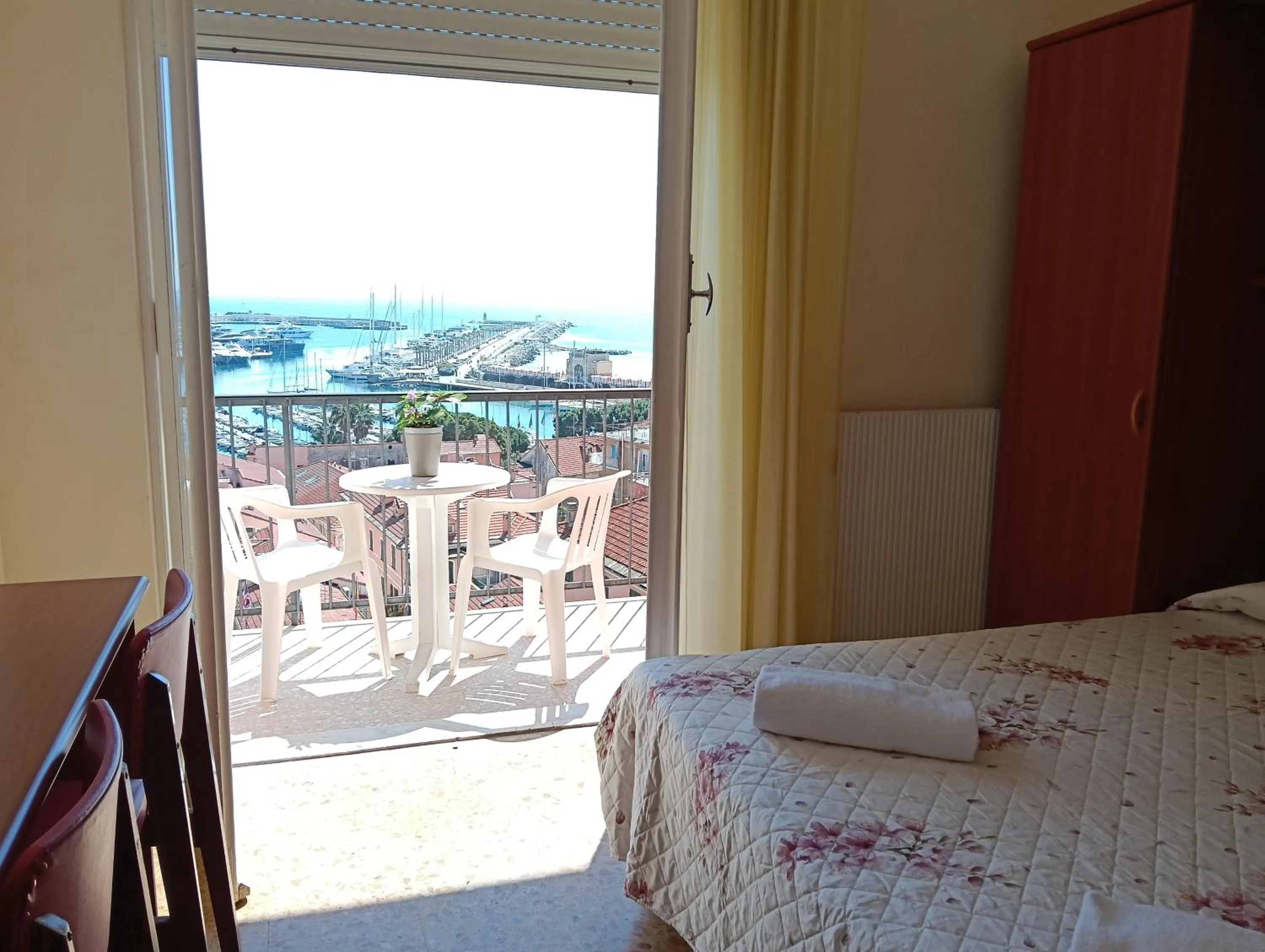 Bedroom in Hotel Robinia