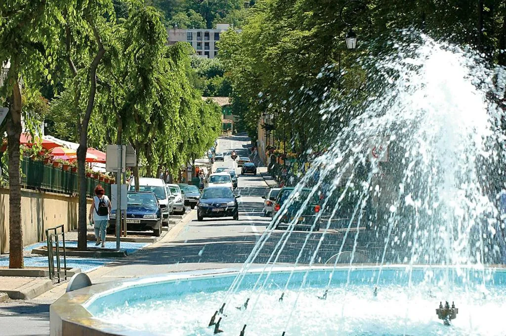 Area and facilities in Hôtel Spa Les Alpes