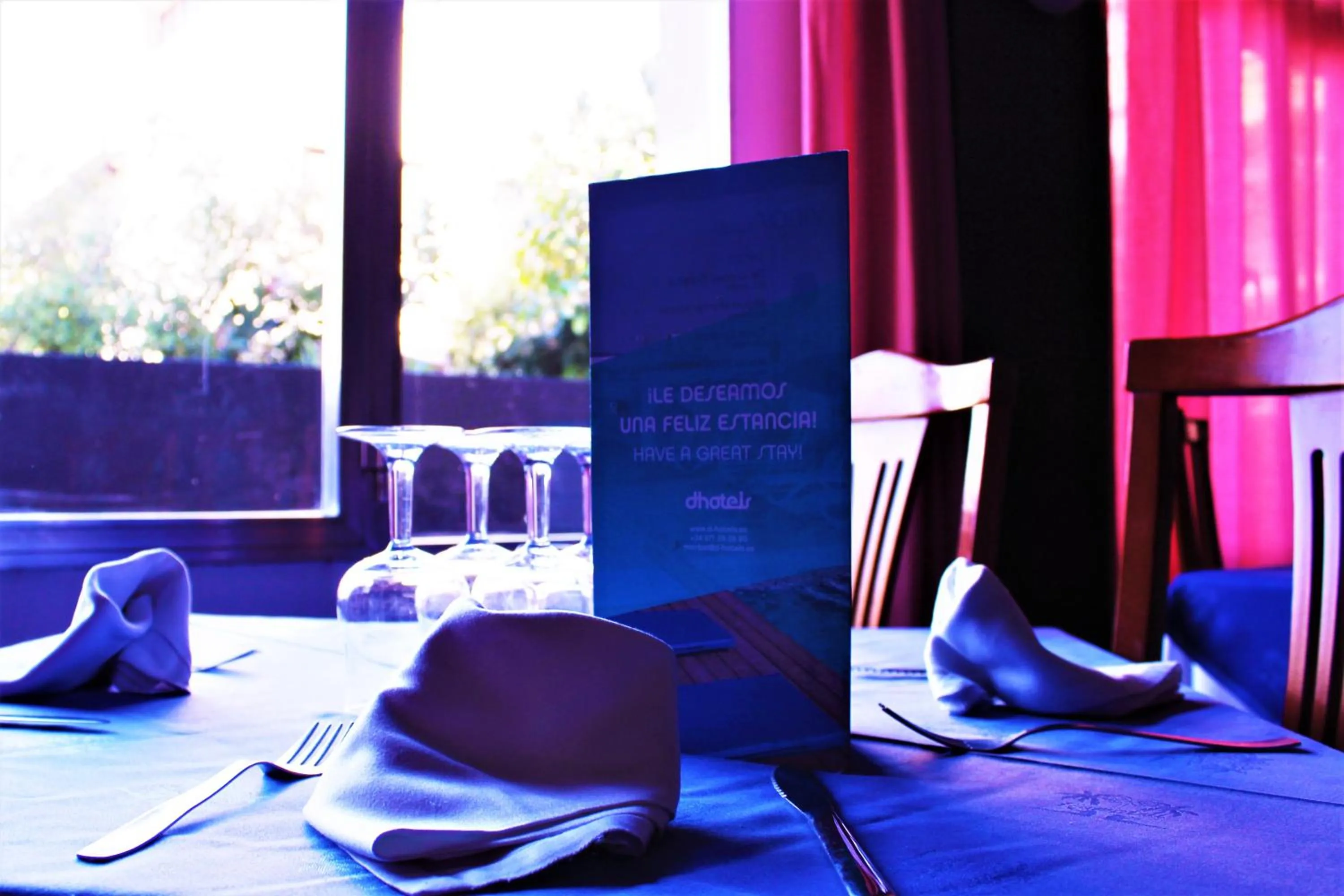 Restaurant/places to eat in Hotel Marbel