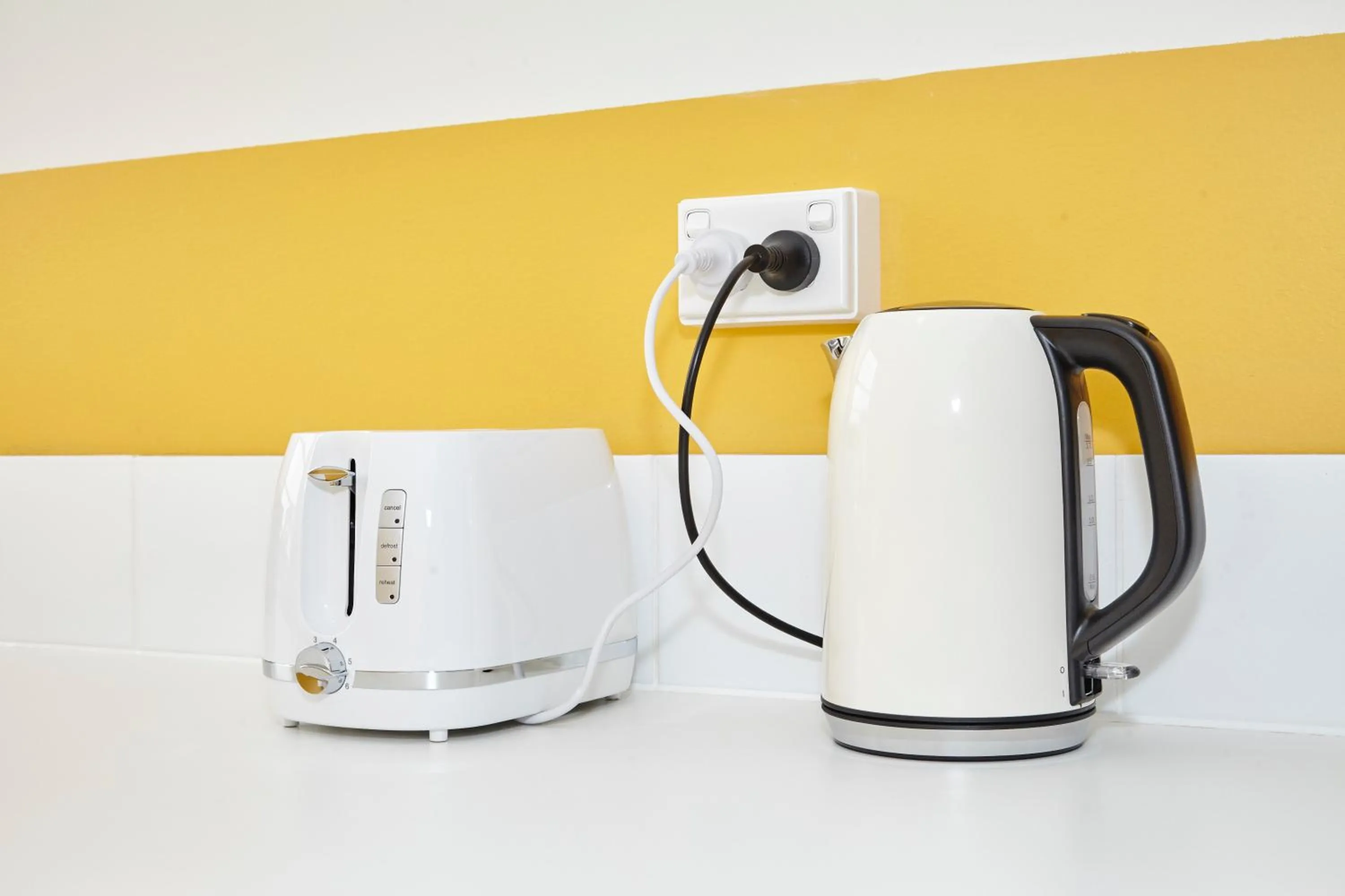 Coffee/tea facilities in The Erko Hotel