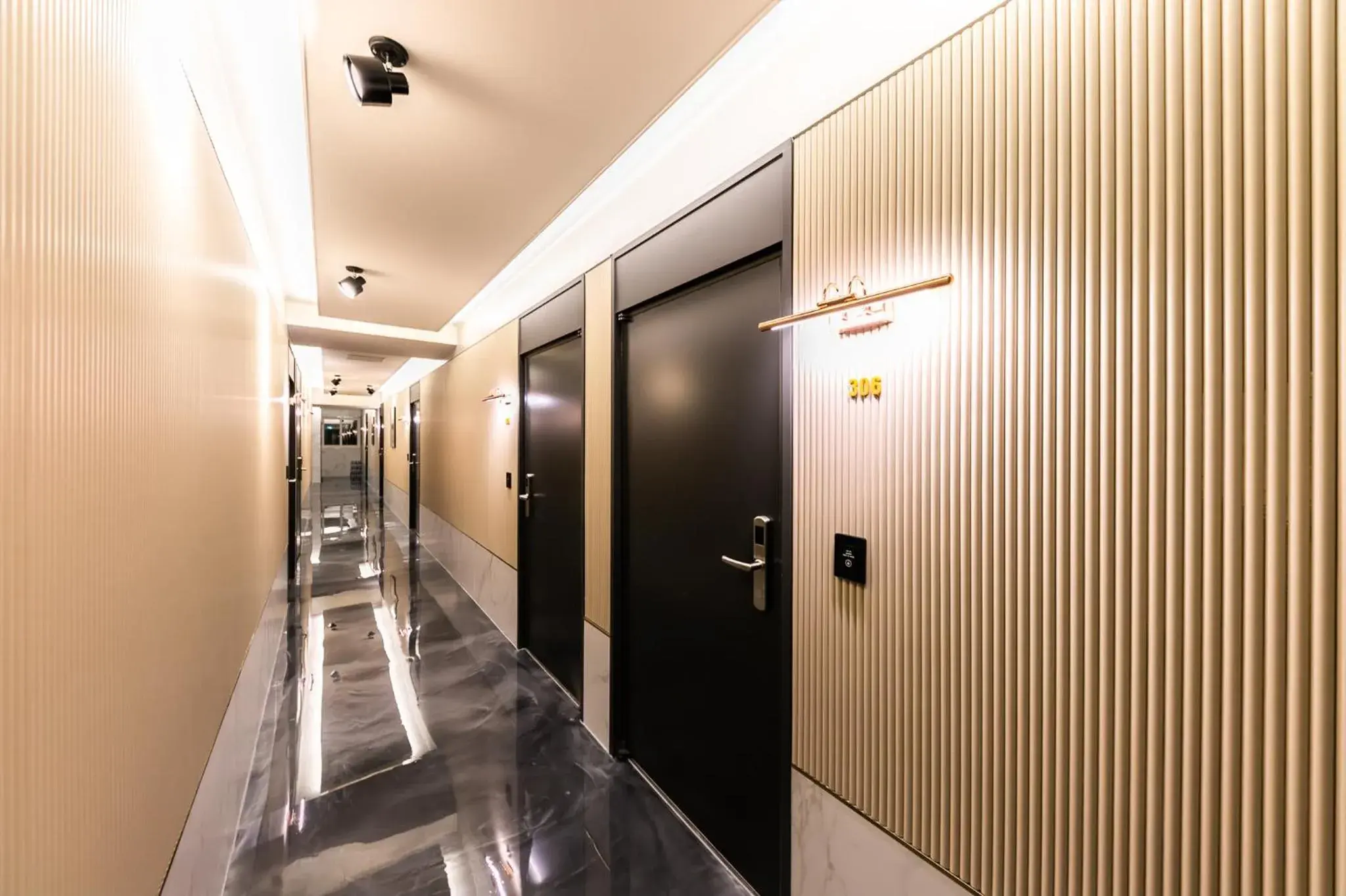 Property building in Browndot Hotel Sasang Renecite Property building in Browndot Hotel Sasang Renecite