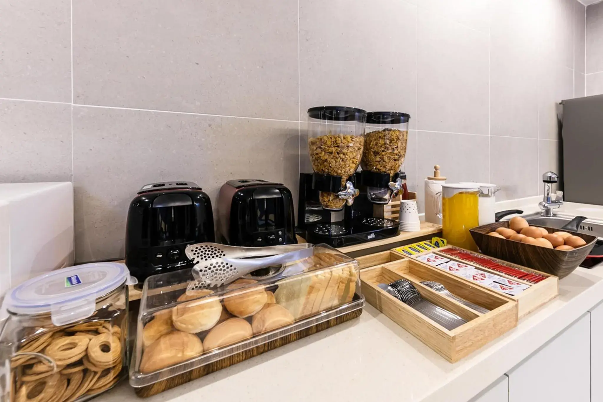 Property building in Browndot Hotel Sasang Renecite Property building in Browndot Hotel Sasang Renecite