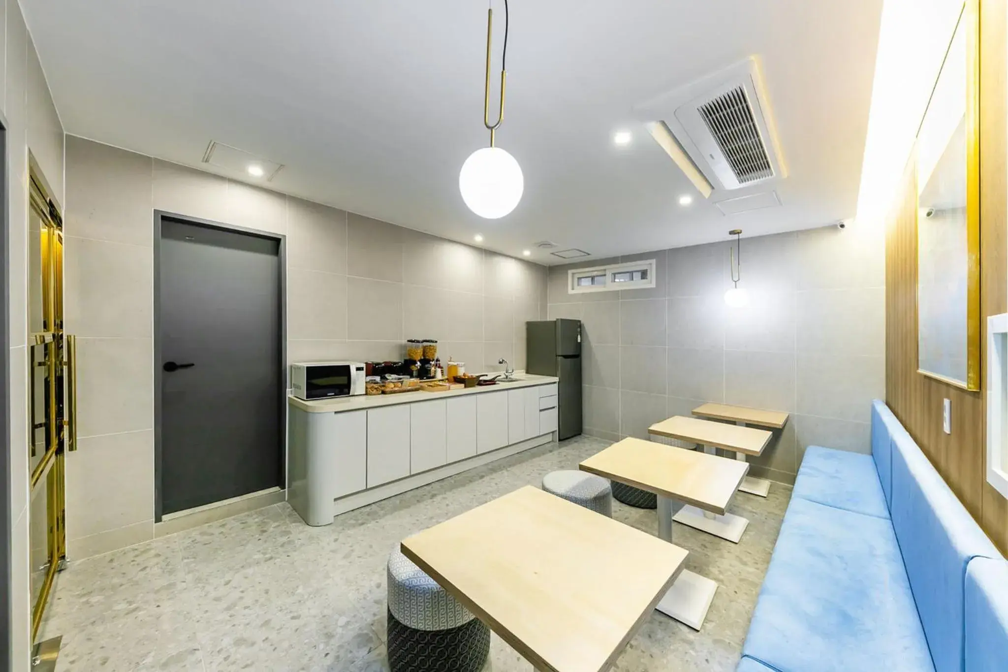 Property building in Browndot Hotel Sasang Renecite Property building in Browndot Hotel Sasang Renecite