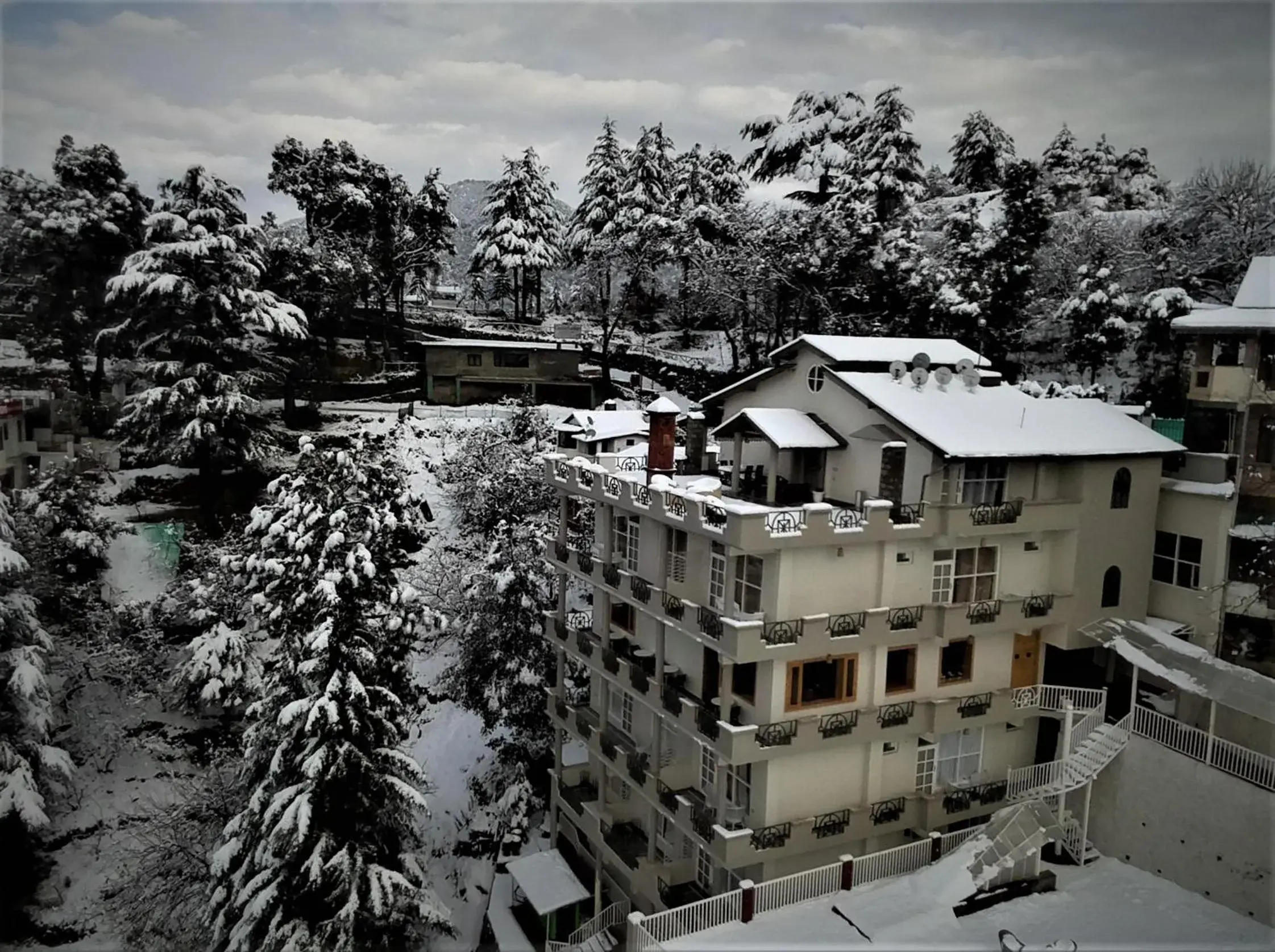 Clarks Exotica Resort Ramgarh Mukteshwar Clarks Exotica Resort Ramgarh Mukteshwar