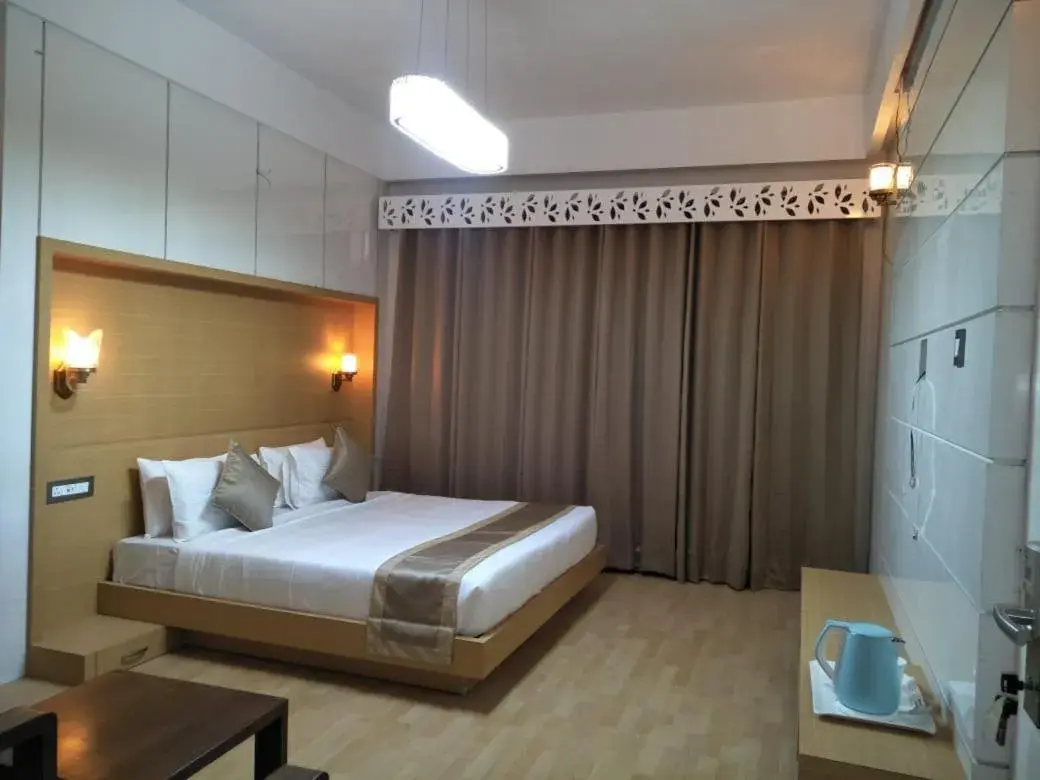 Deluxe Double Room in Clarks Exotica Resort Ramgarh Mukteshwar Deluxe Double Room in Clarks Exotica Resort Ramgarh Mukteshwar