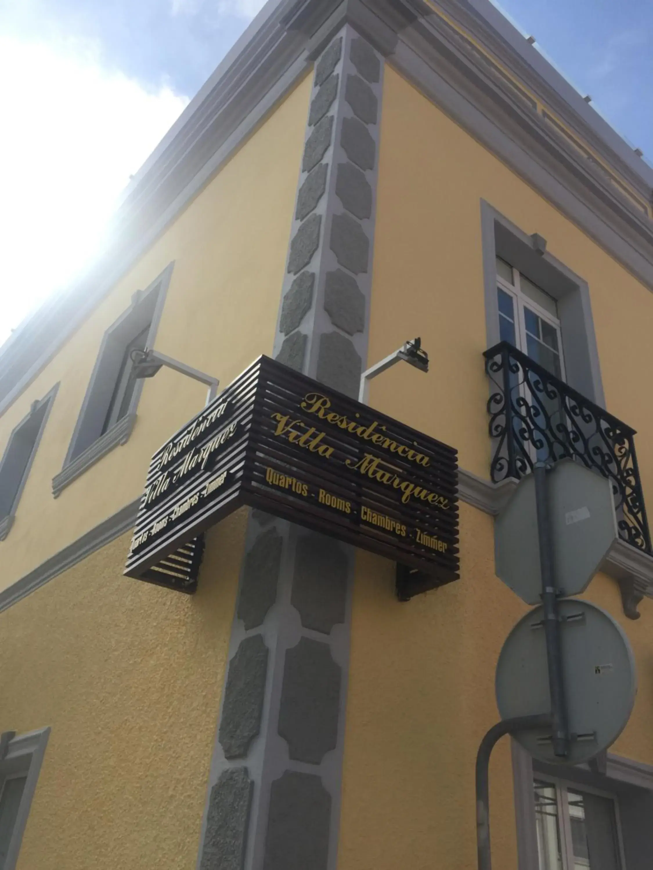 Property building in Villa Marquez Property building in Villa Marquez