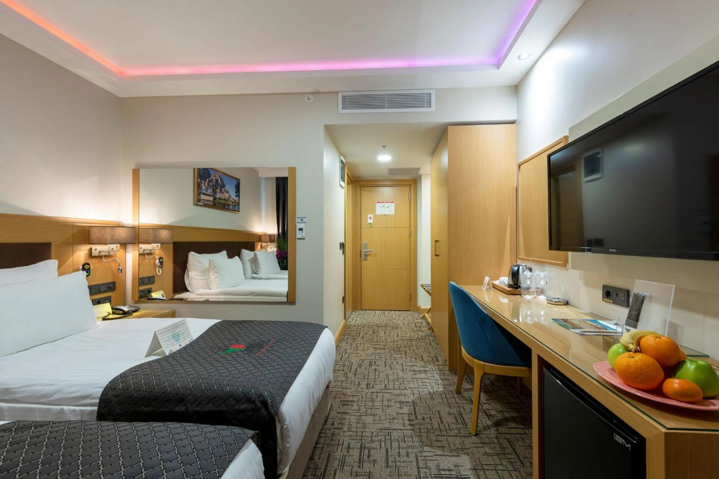 Bed in Hotel Boursier 2 & Spa