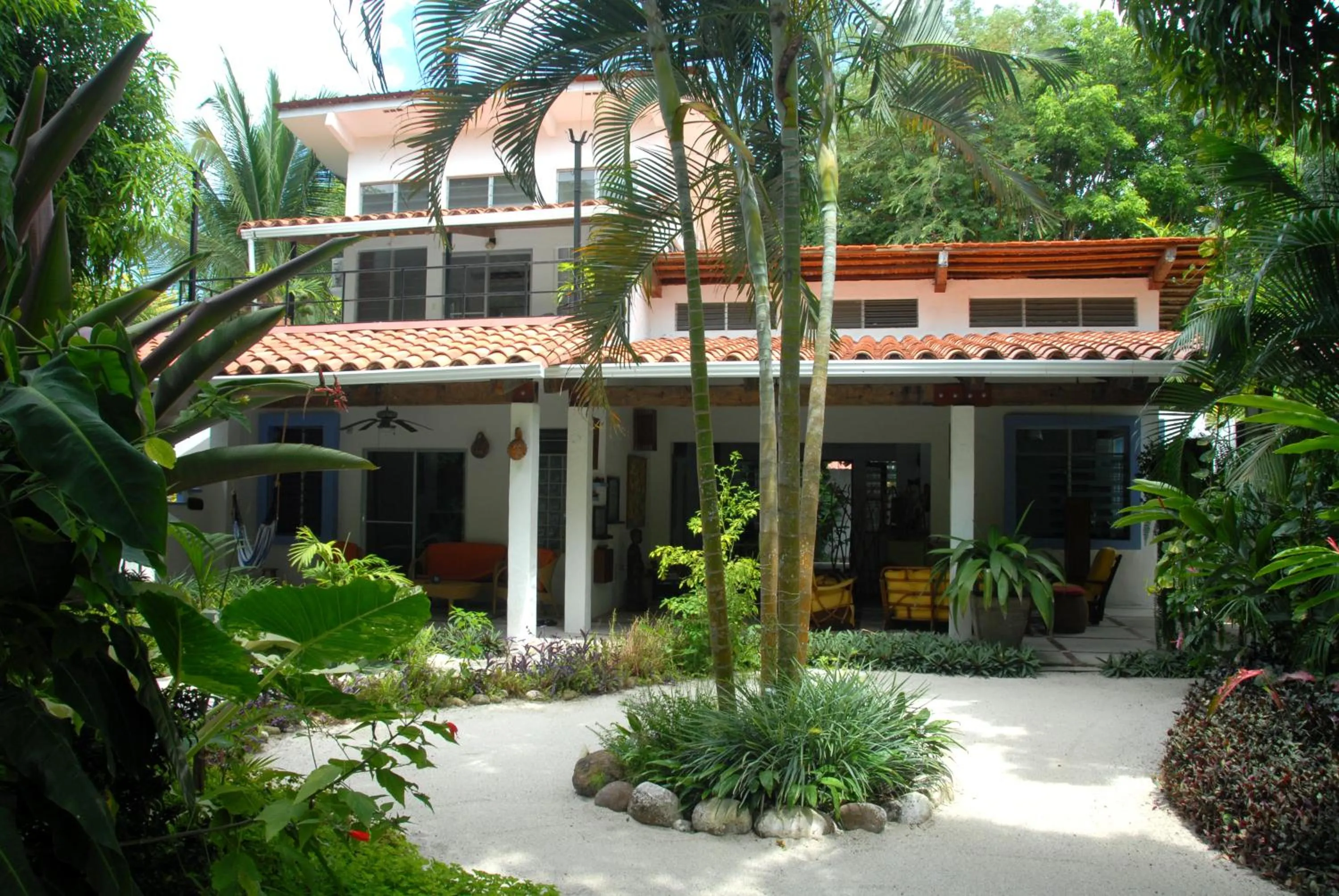 Garden in Togo B&B Farallon