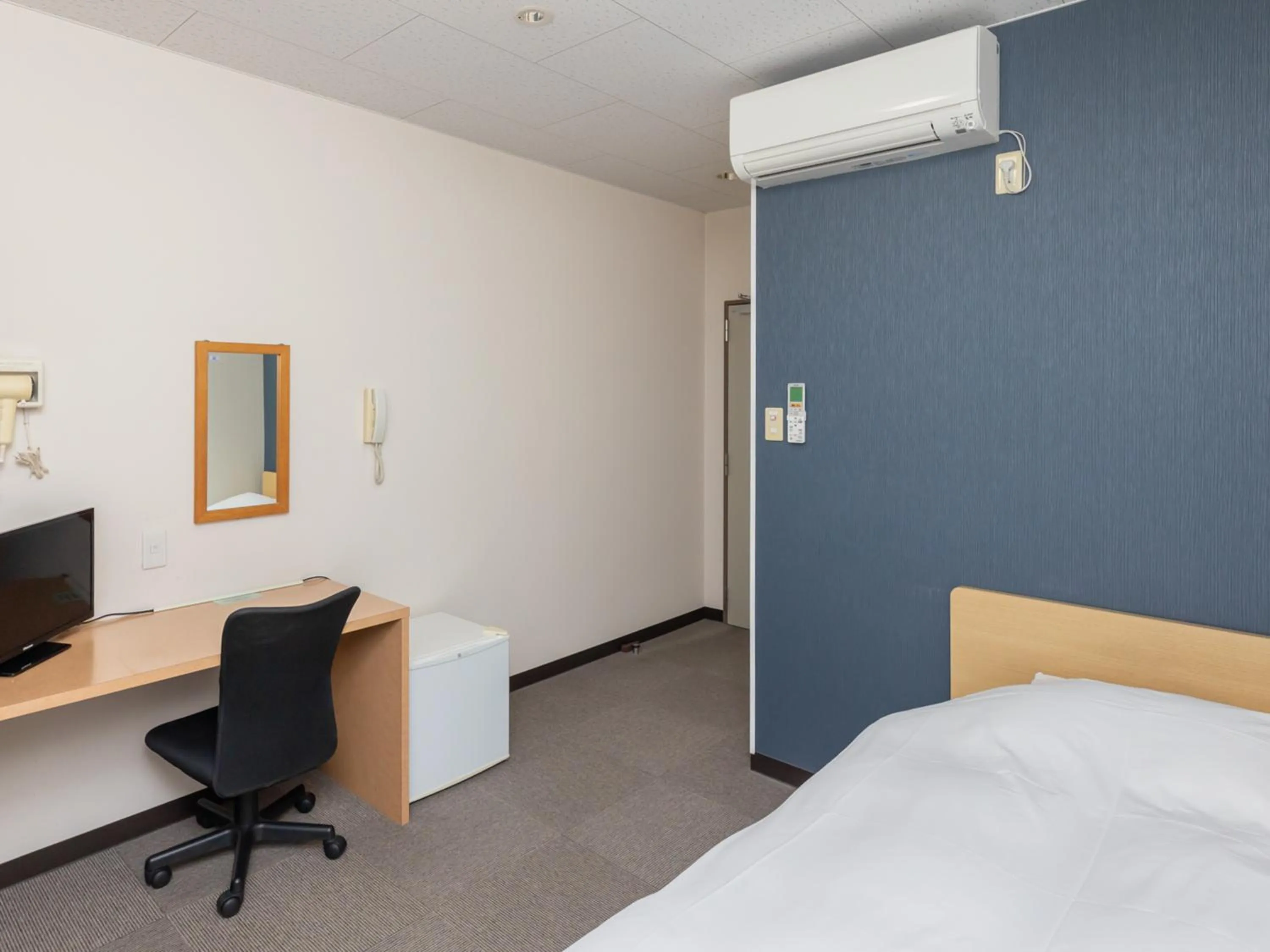 Photo of the whole room, Bed in Tabist Hachi no Oyado Numadate Heights