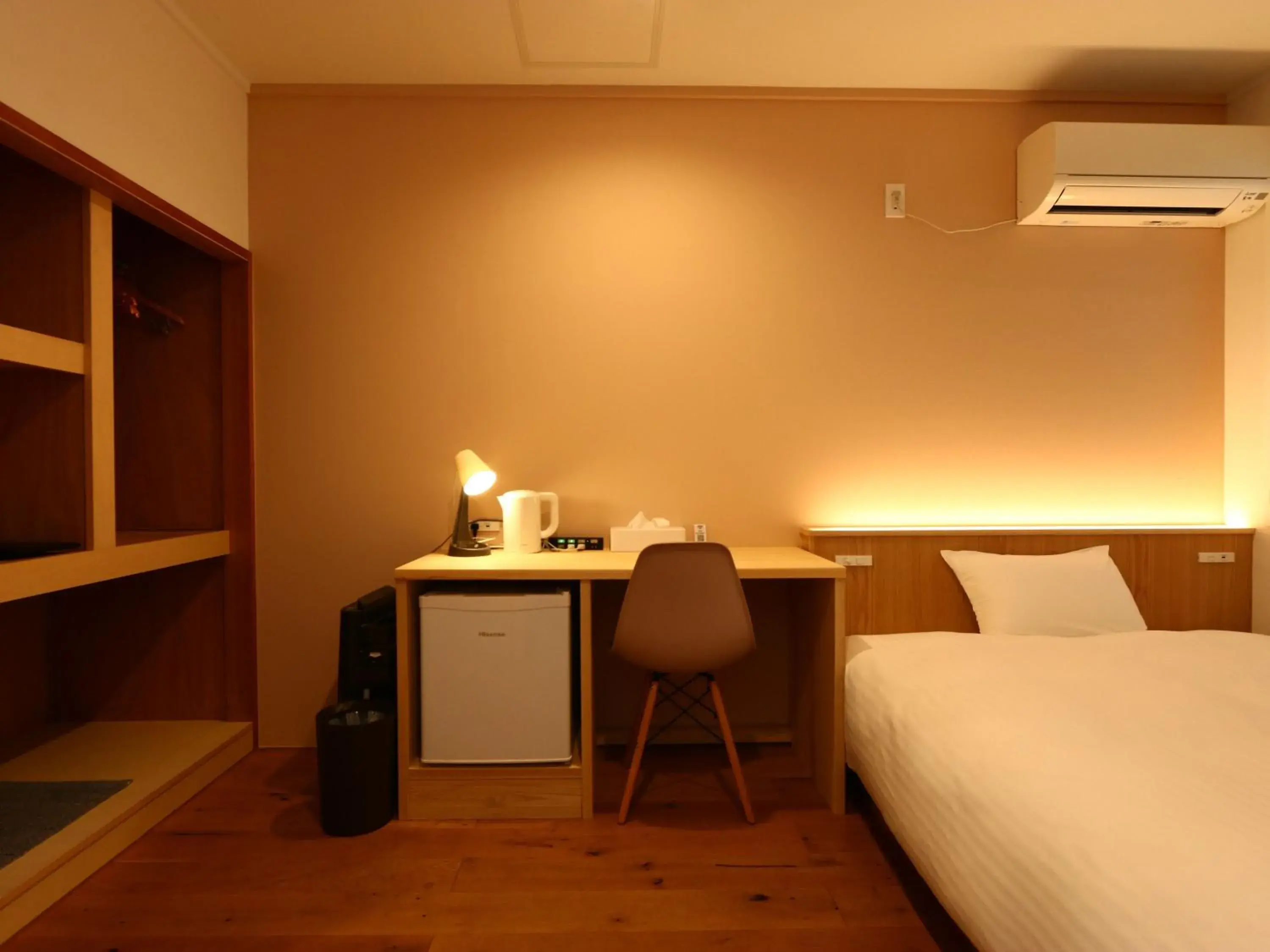 Standard Double Room - single occupancy in nirasakiyaSTAY Standard Double Room - single occupancy in nirasakiyaSTAY