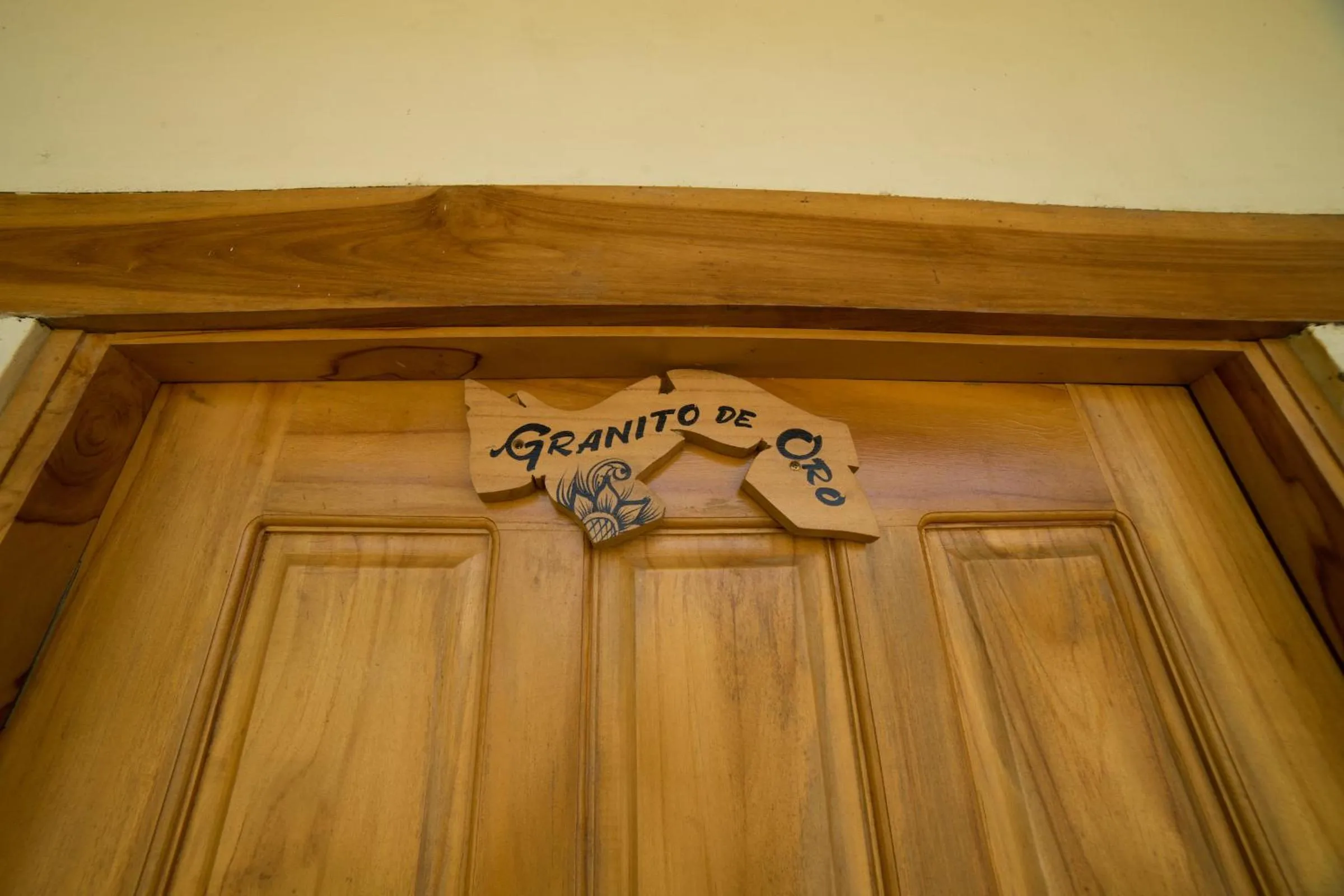 Logo/Certificate/Sign in Hotel Santa Catalina Panamá