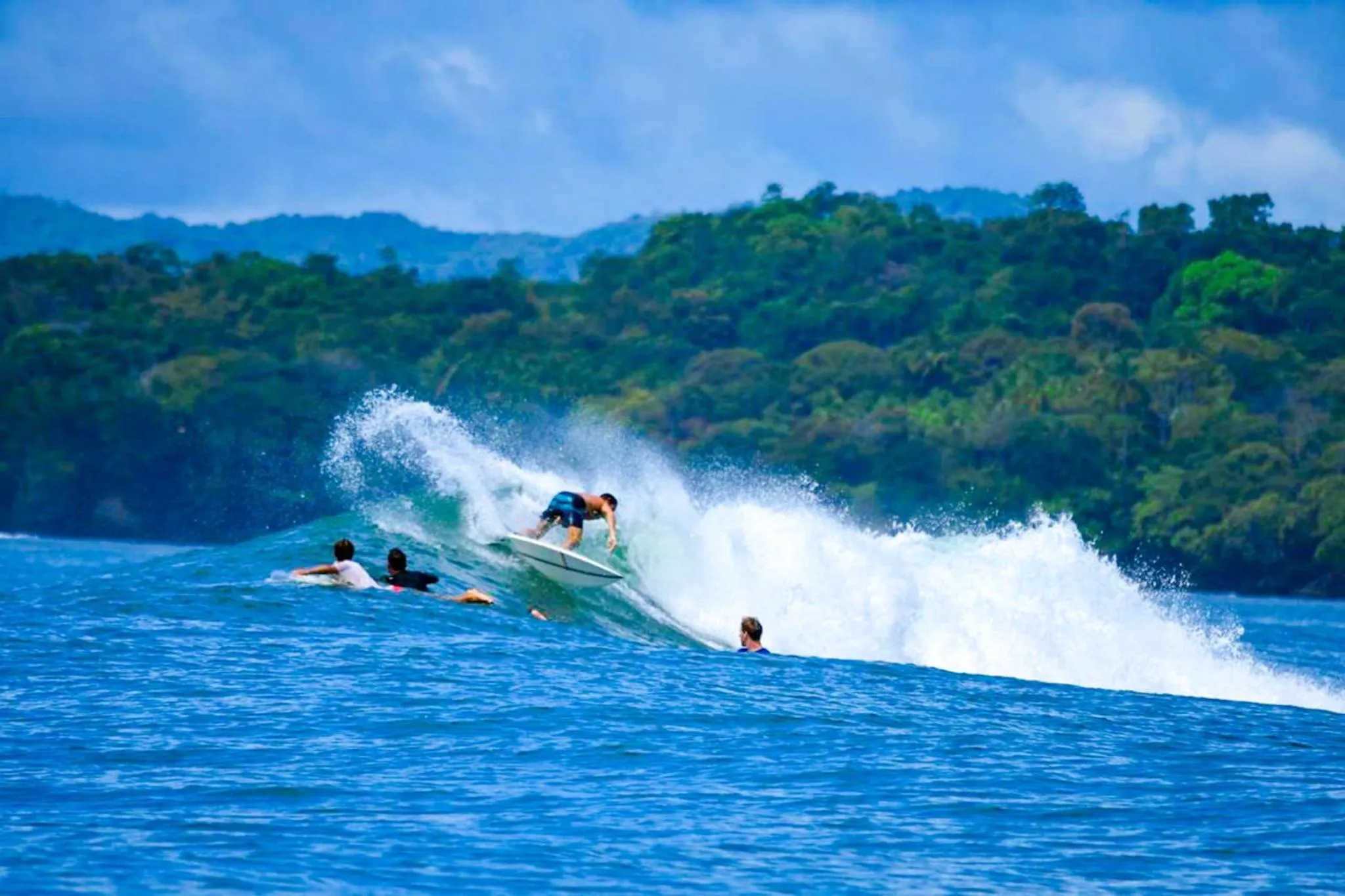 People in Hotel Santa Catalina Panamá