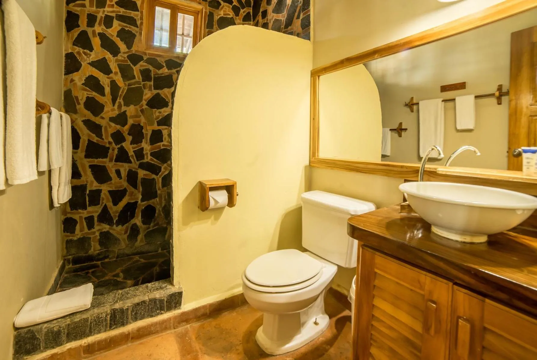 Bathroom in Hotel Santa Catalina Panamá