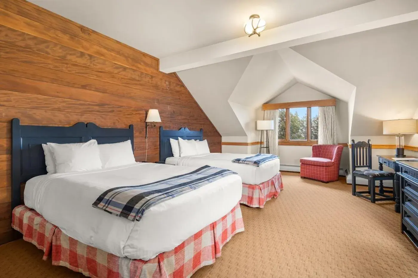 Bedroom, Bed in von Trapp Family Lodge & Resort Bedroom, Bed in von Trapp Family Lodge & Resort