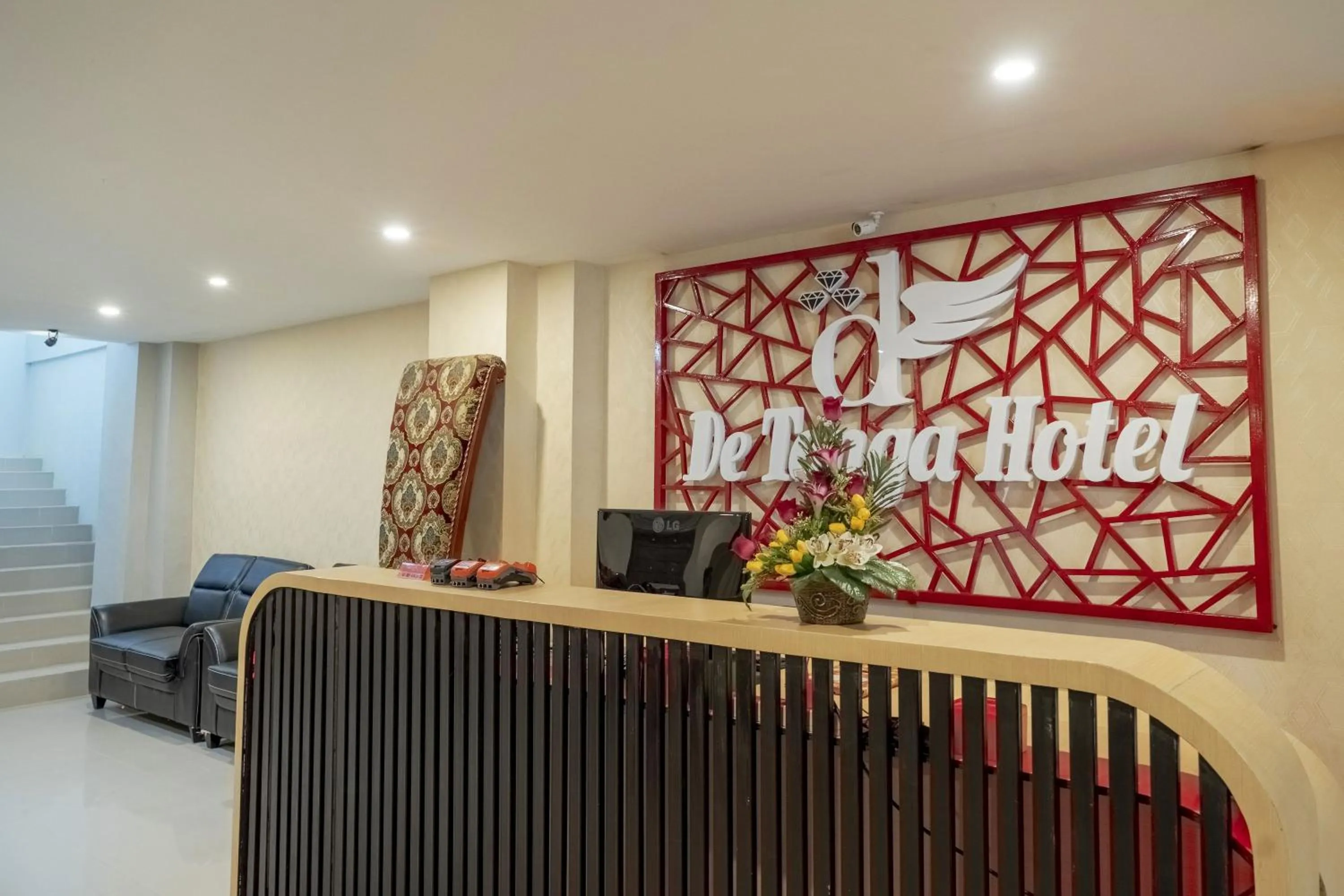 Lobby or reception in De'Tonga Hotel