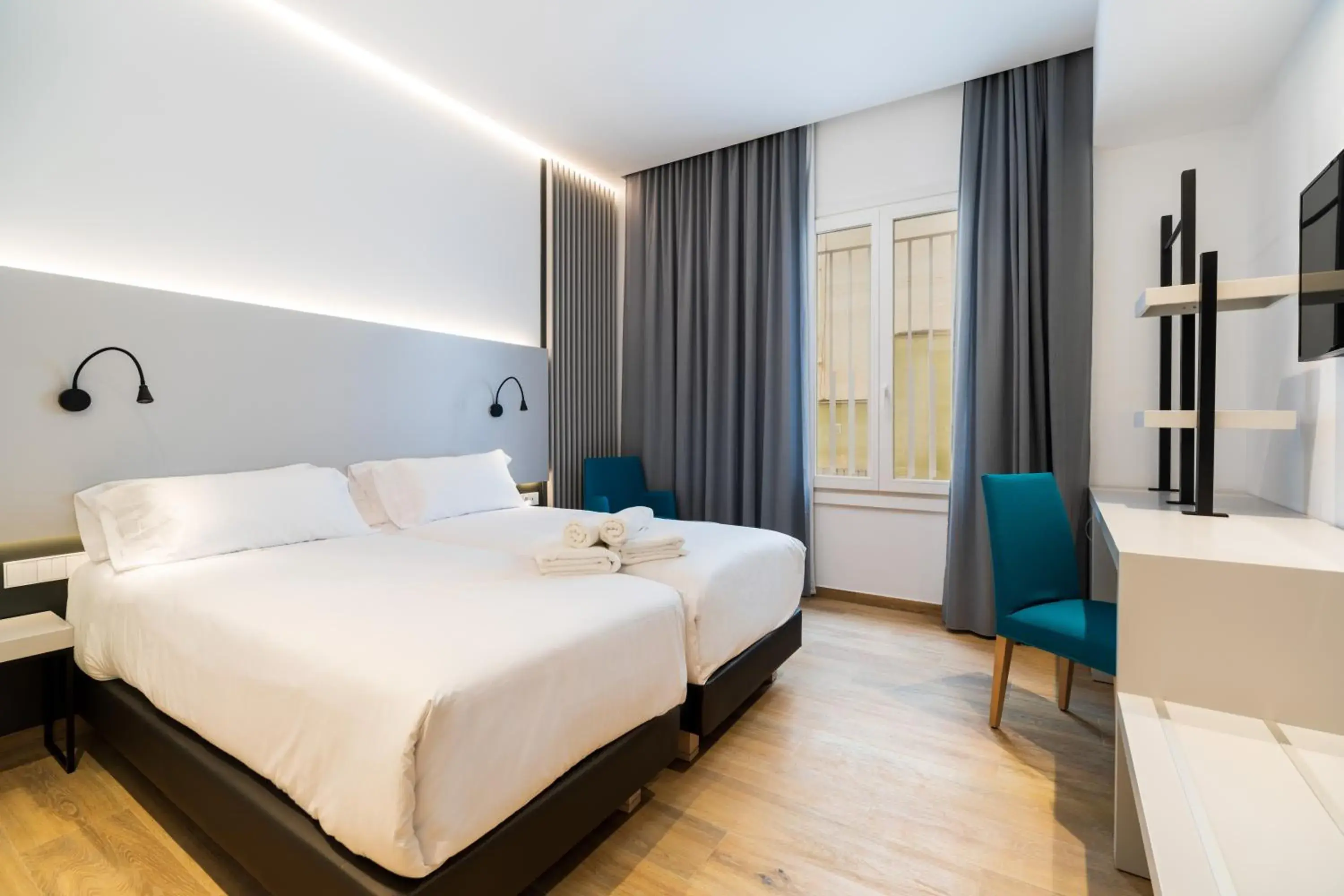 Deluxe Double or Twin Room - Ground Floor in Dormos Hotel Deluxe Double or Twin Room - Ground Floor in Dormos Hotel