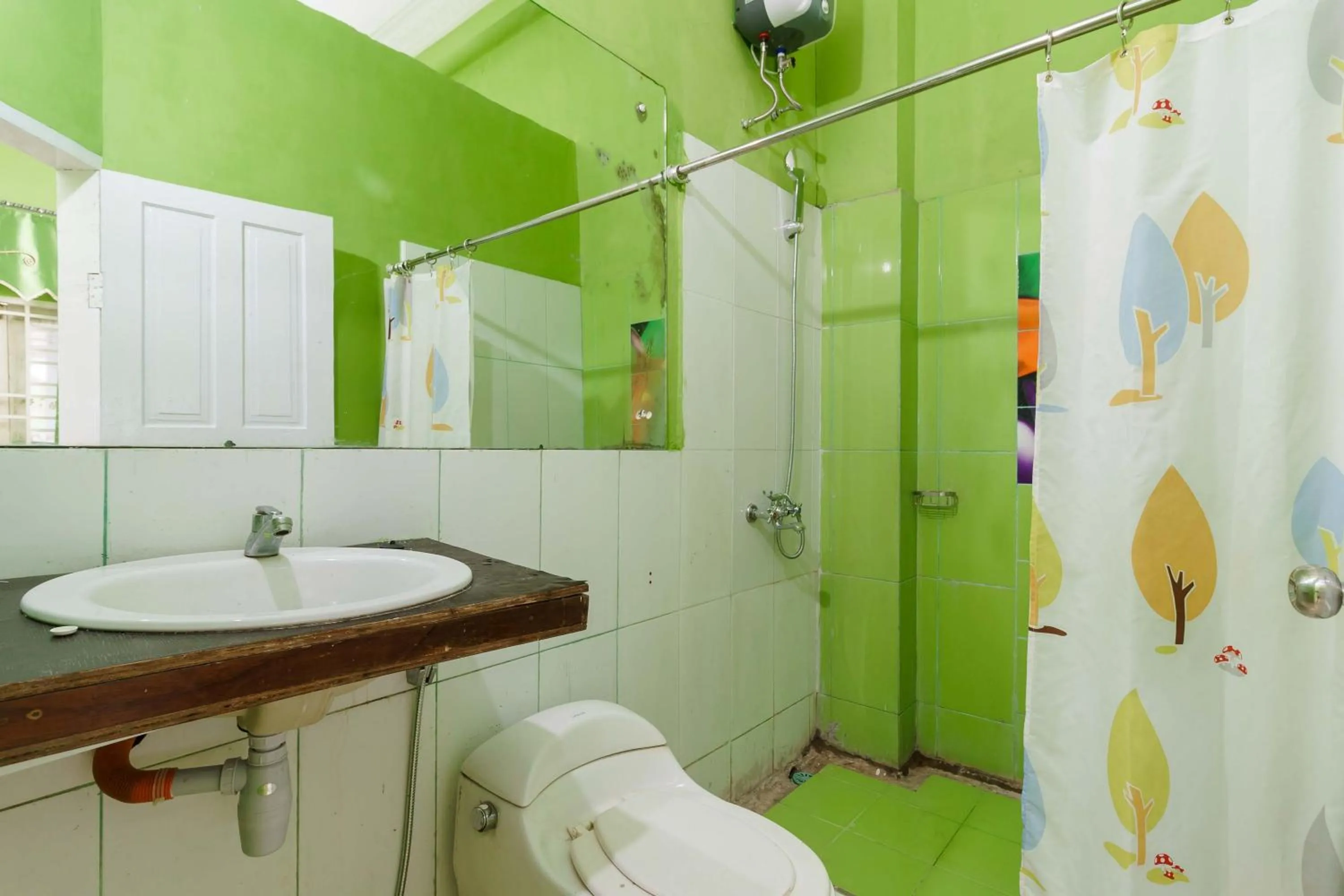 RedDoorz Syariah near Museum Tsunami Aceh 2