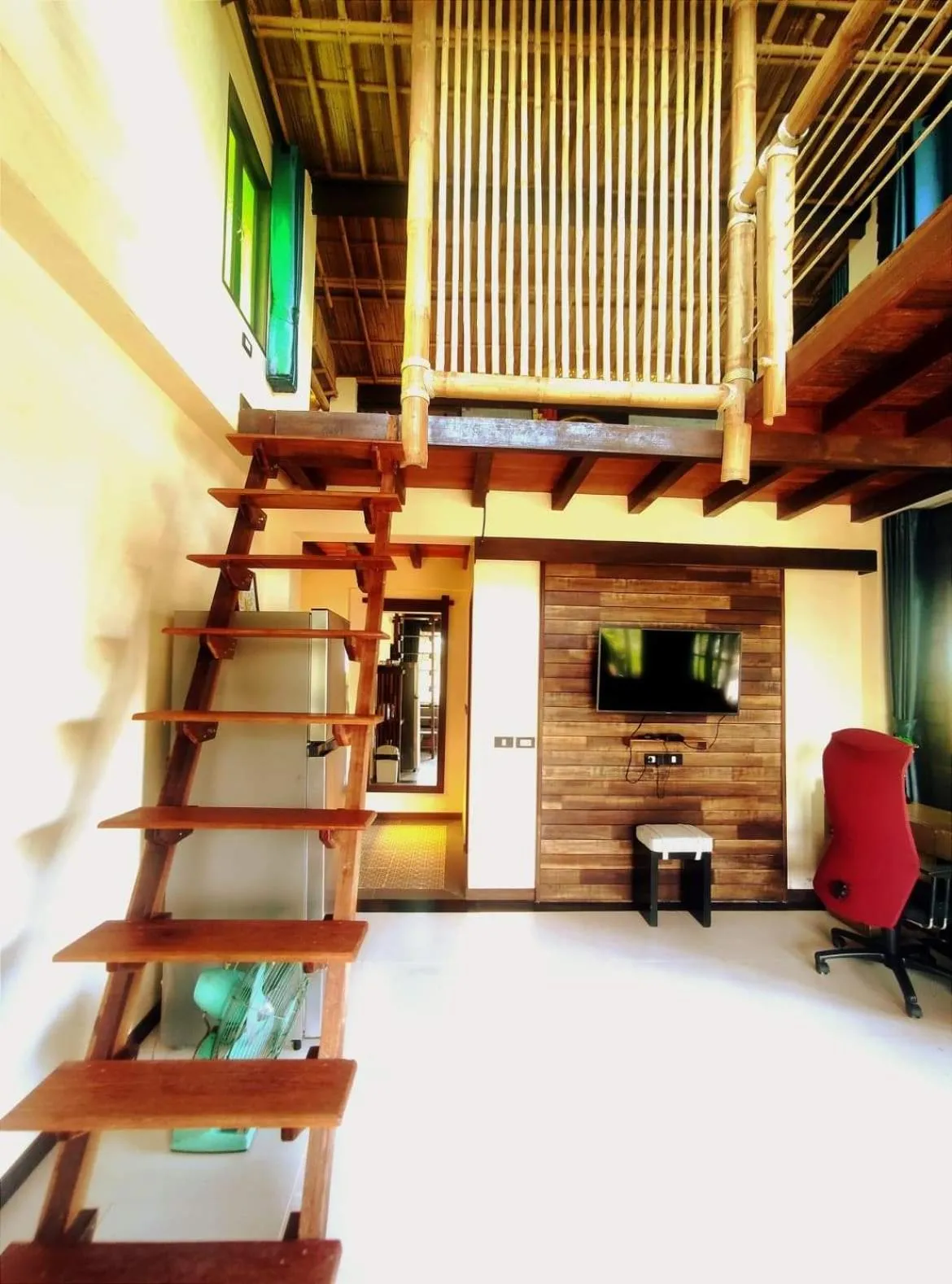 Junior Suite with Pool View in Relax House Lanta Old Town