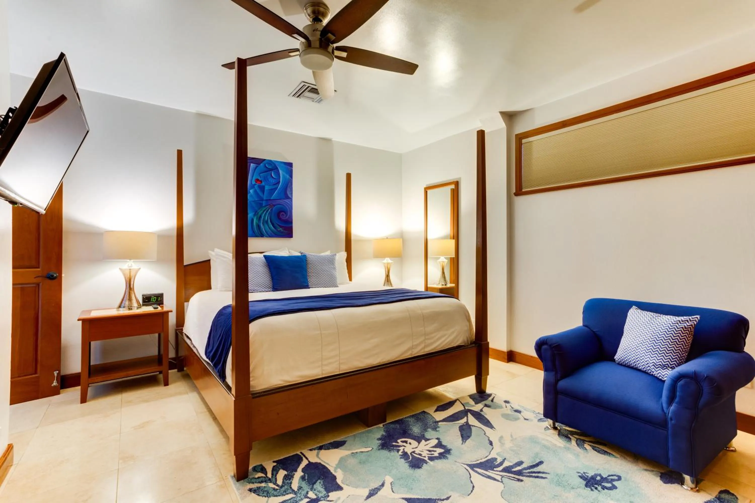 Bedroom, Bed in San Ignacio Resort Hotel