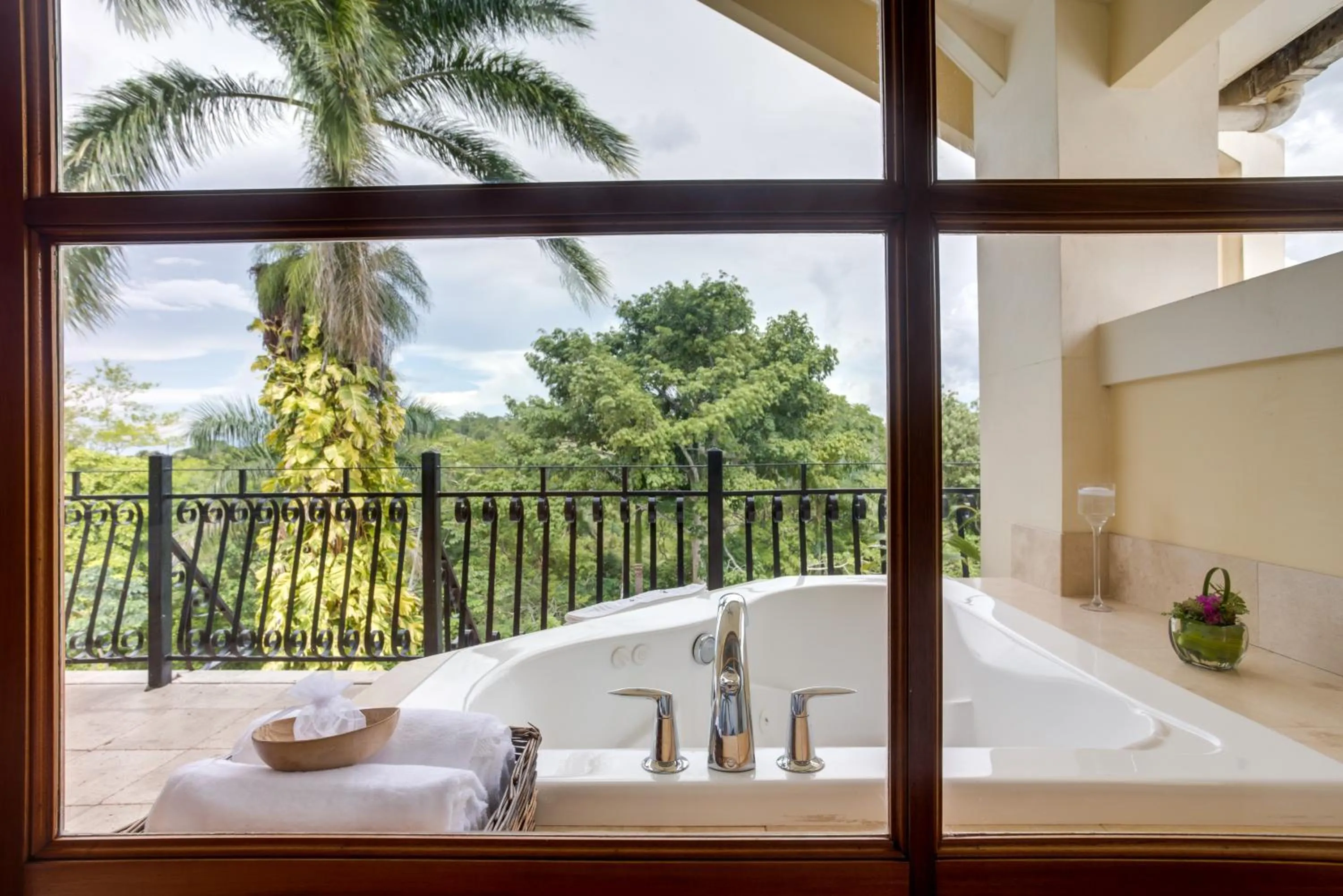 Mountain view in San Ignacio Resort Hotel