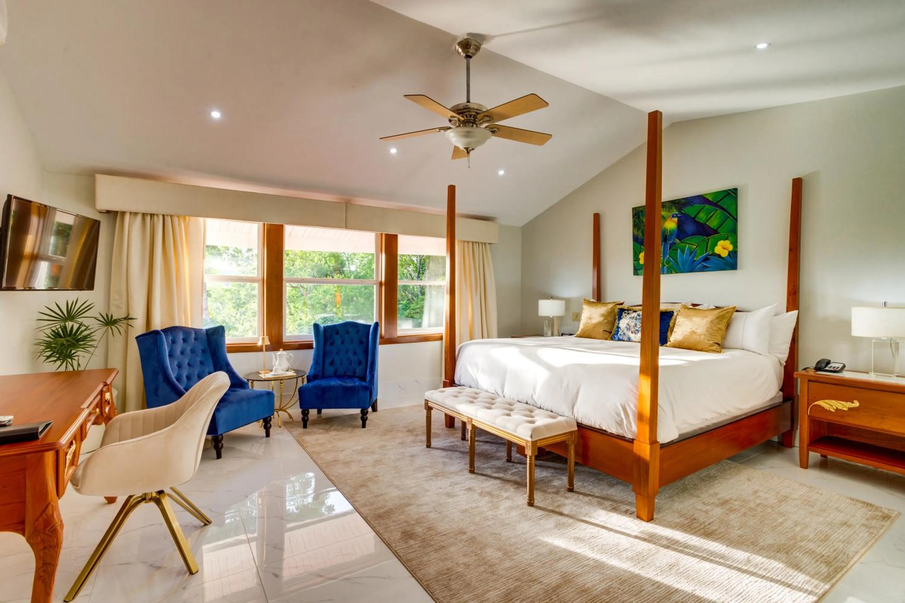 Photo of the whole room, Bed in San Ignacio Resort Hotel