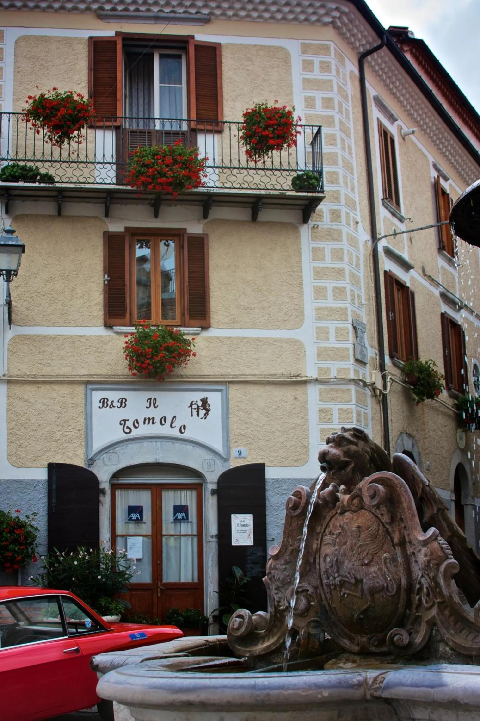 Property building in Il Tomolo