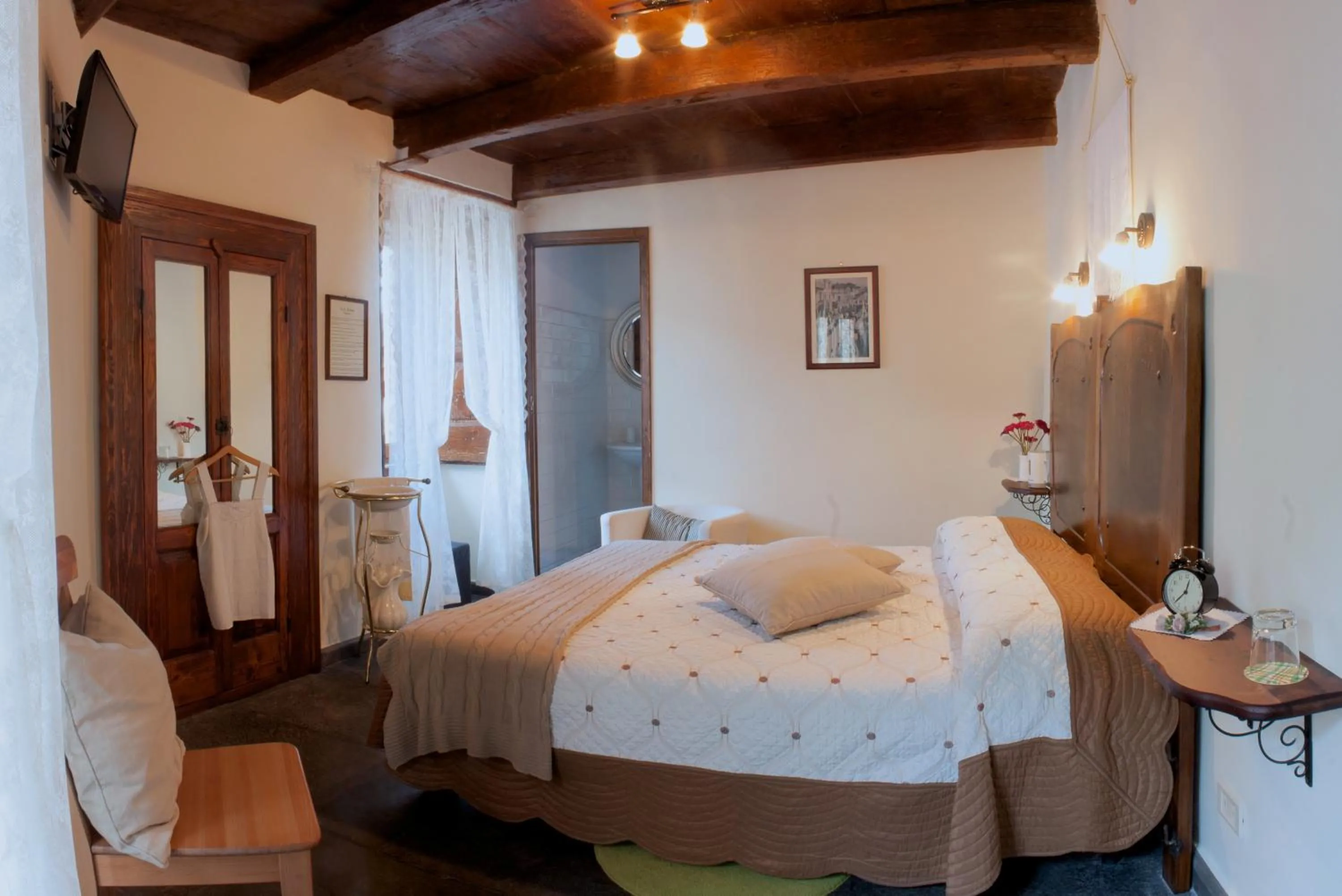 Photo of the whole room, Bed in Il Tomolo