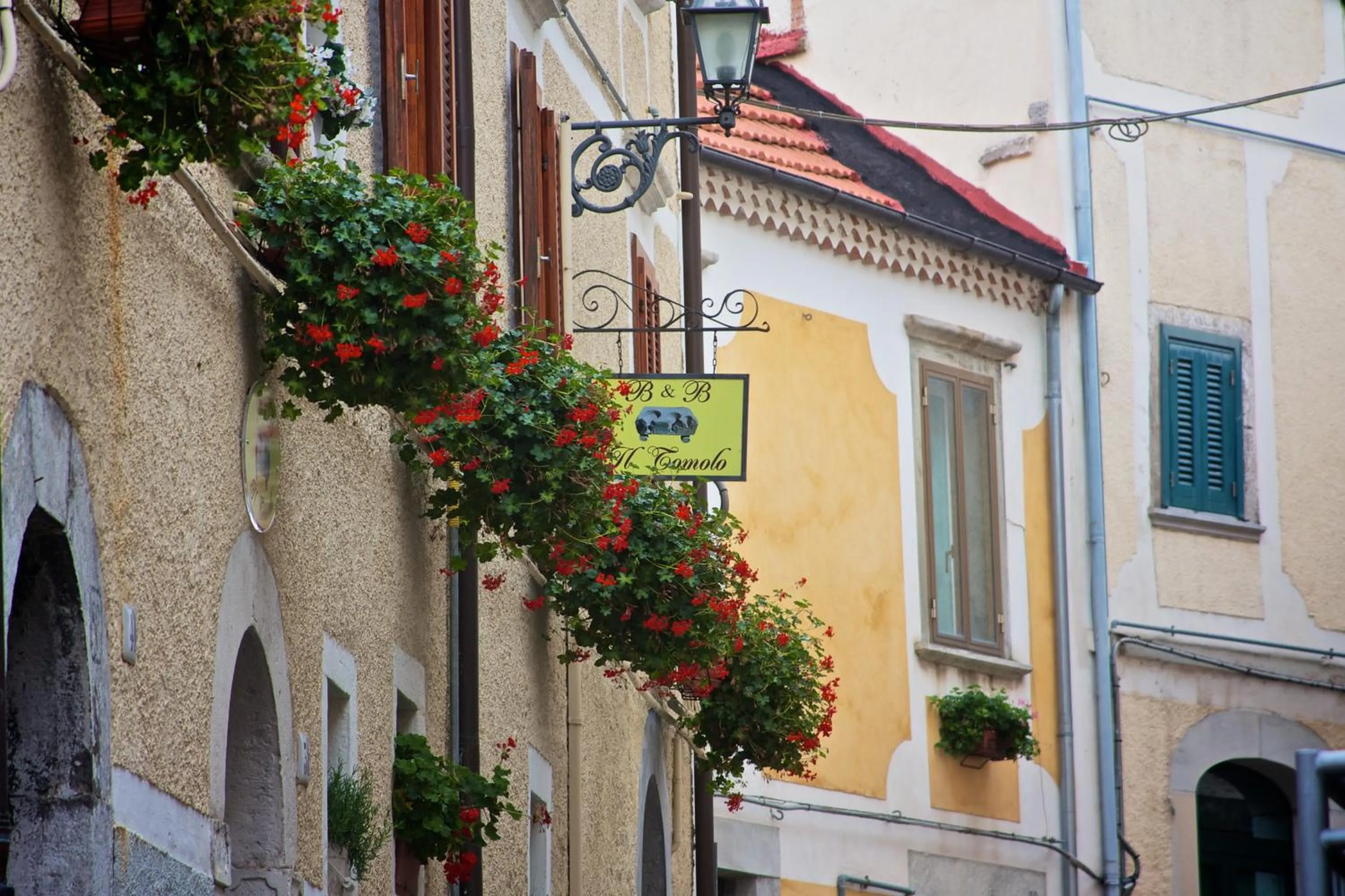 Property logo or sign in Il Tomolo
