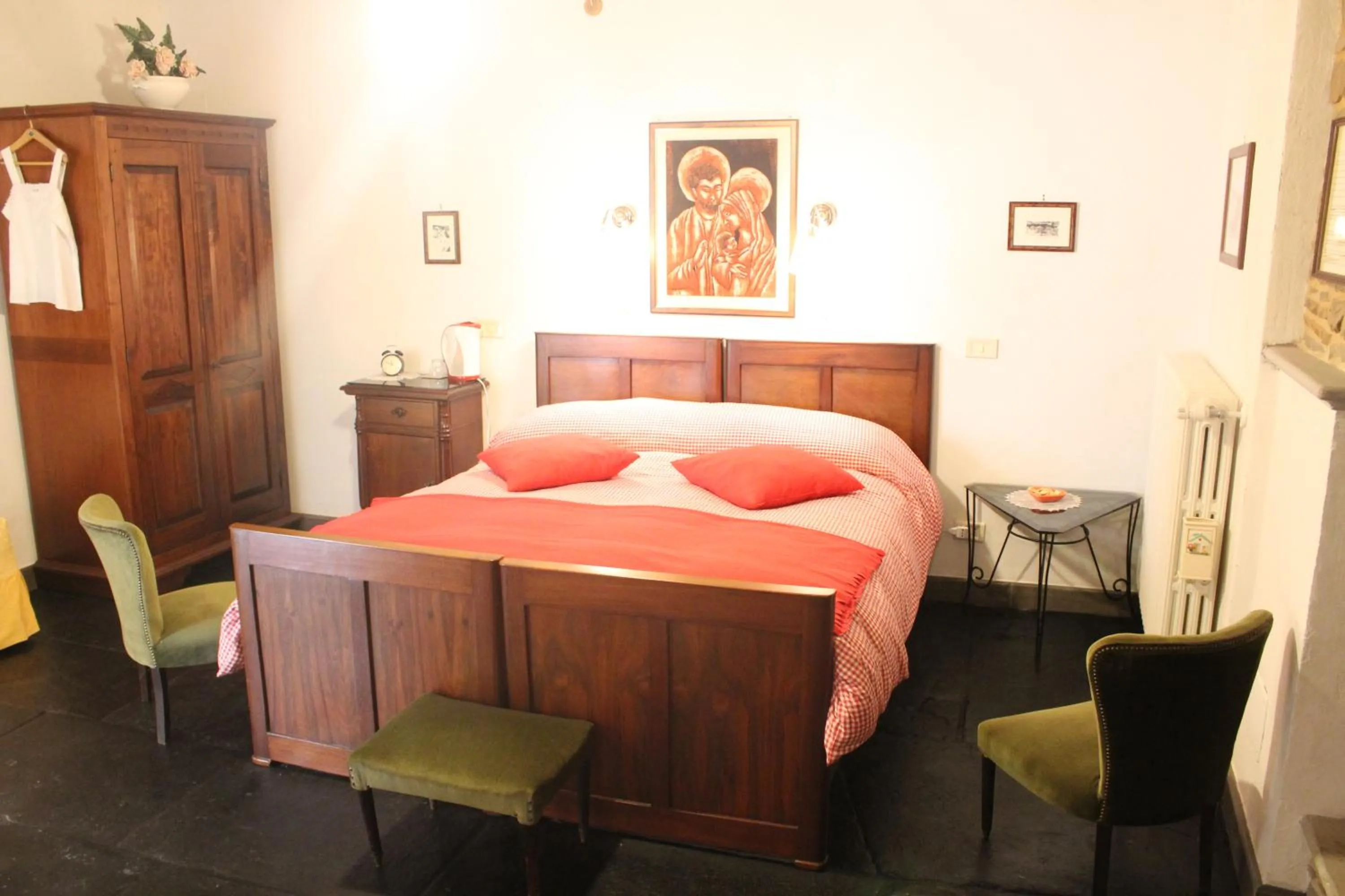 Bedroom, Bed in Il Tomolo