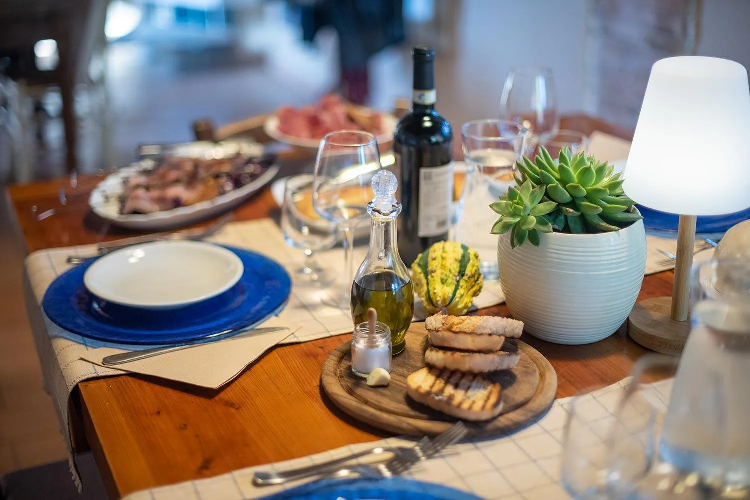 Restaurant/places to eat in Torre Rasa