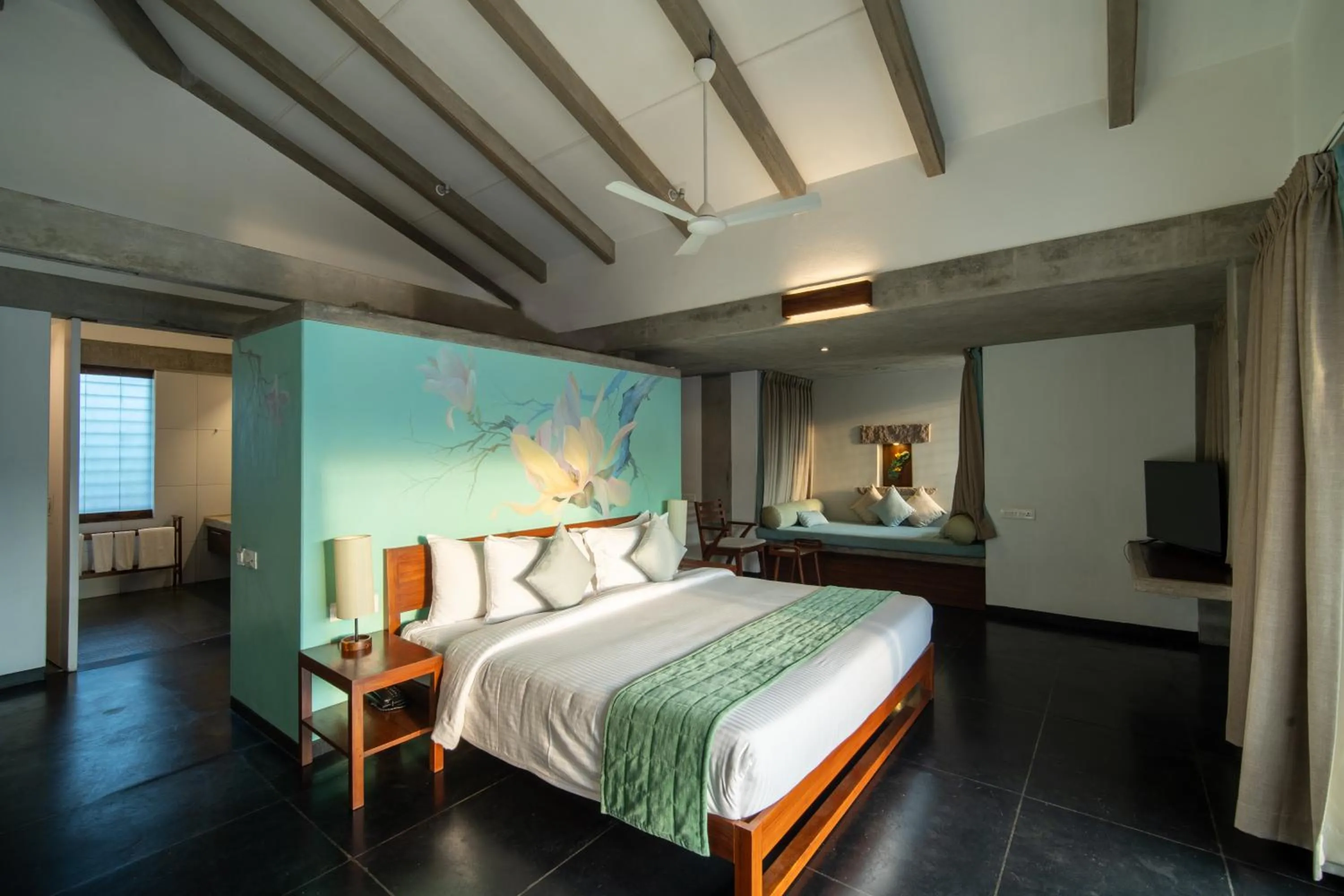 Bed in Sanctuary Amaidiyana - A CGH Earth Experience