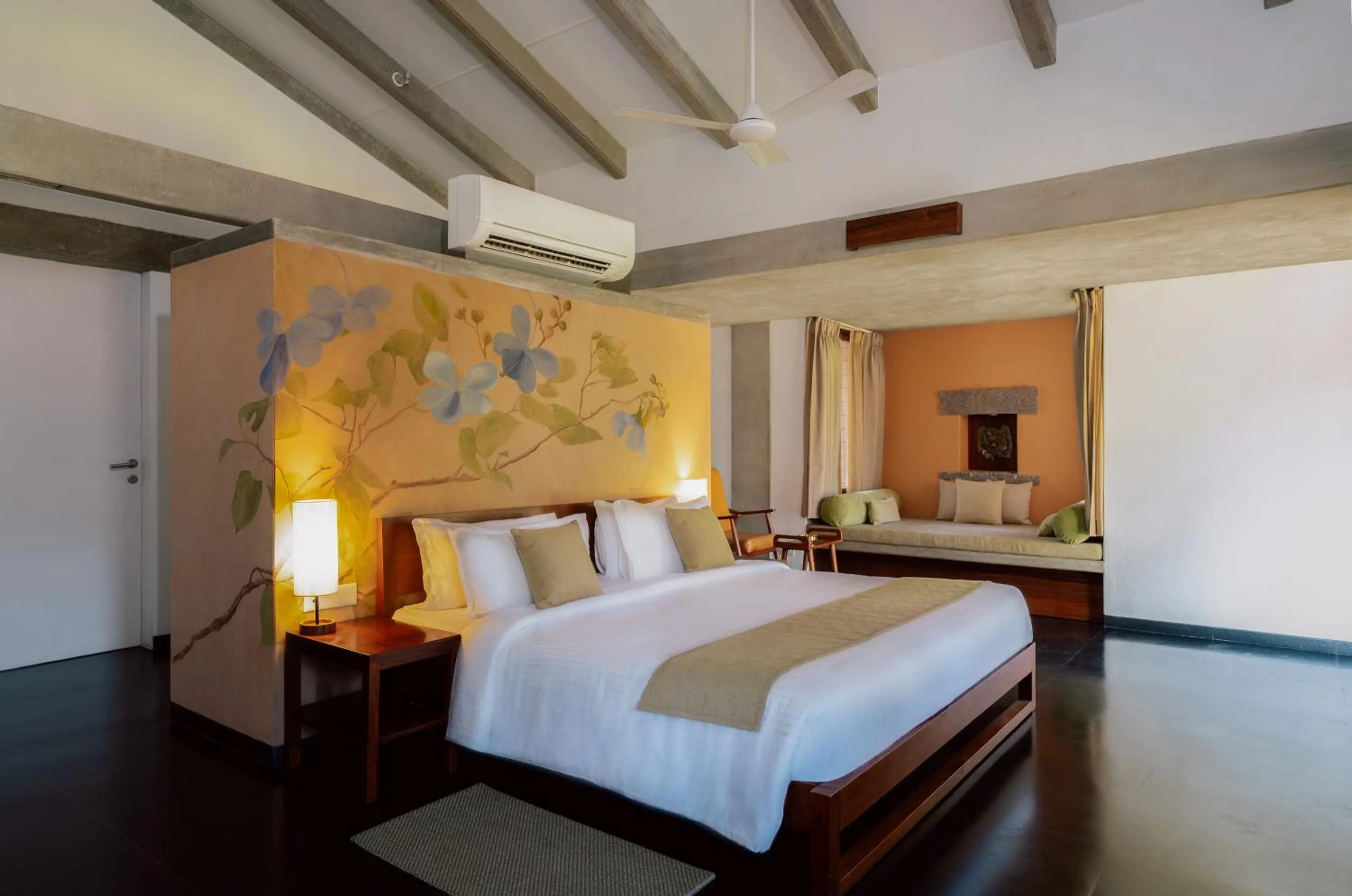 Bed in Sanctuary Amaidiyana - A CGH Earth Experience