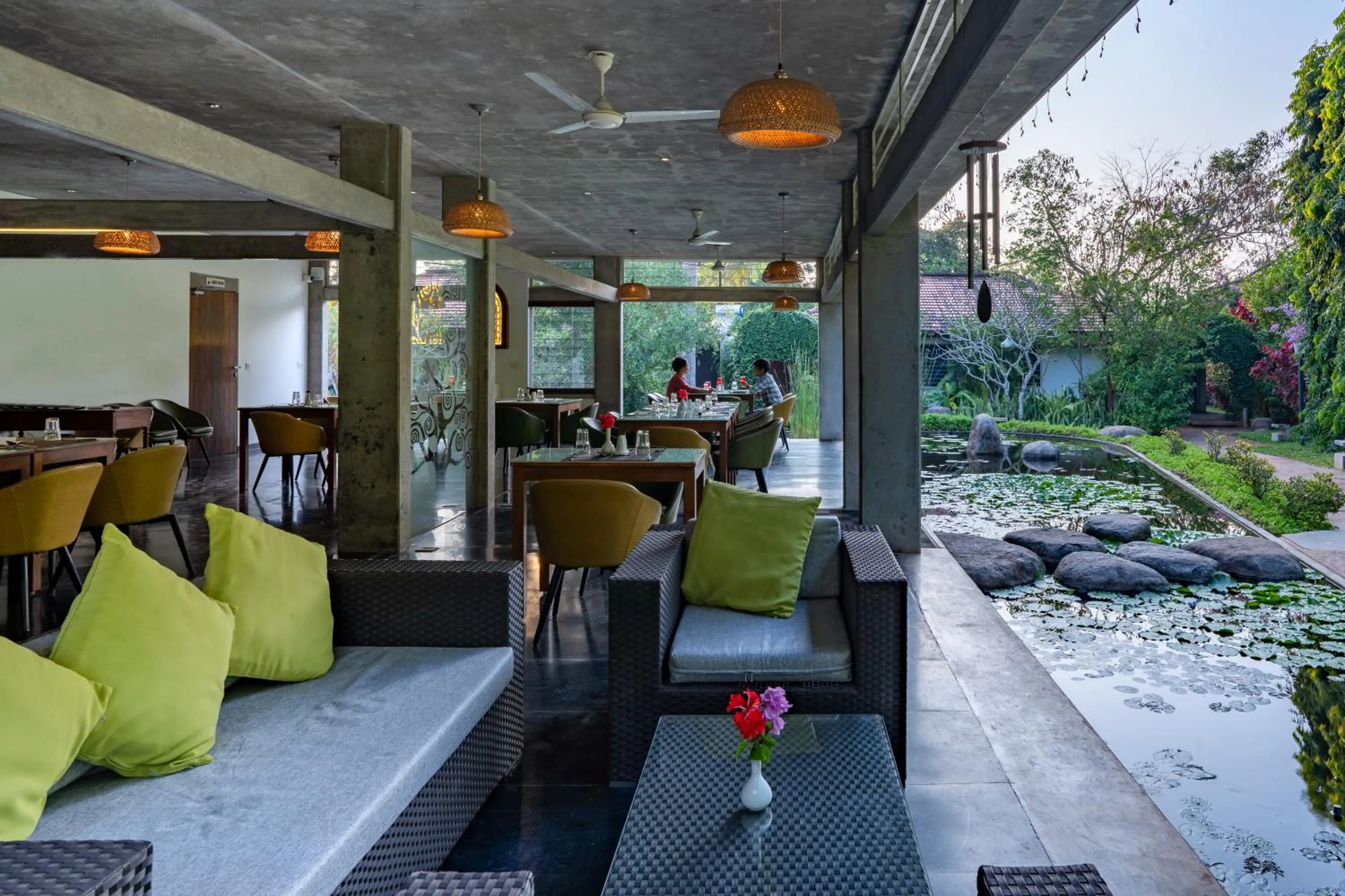 Patio in Sanctuary Amaidiyana - A CGH Earth Experience