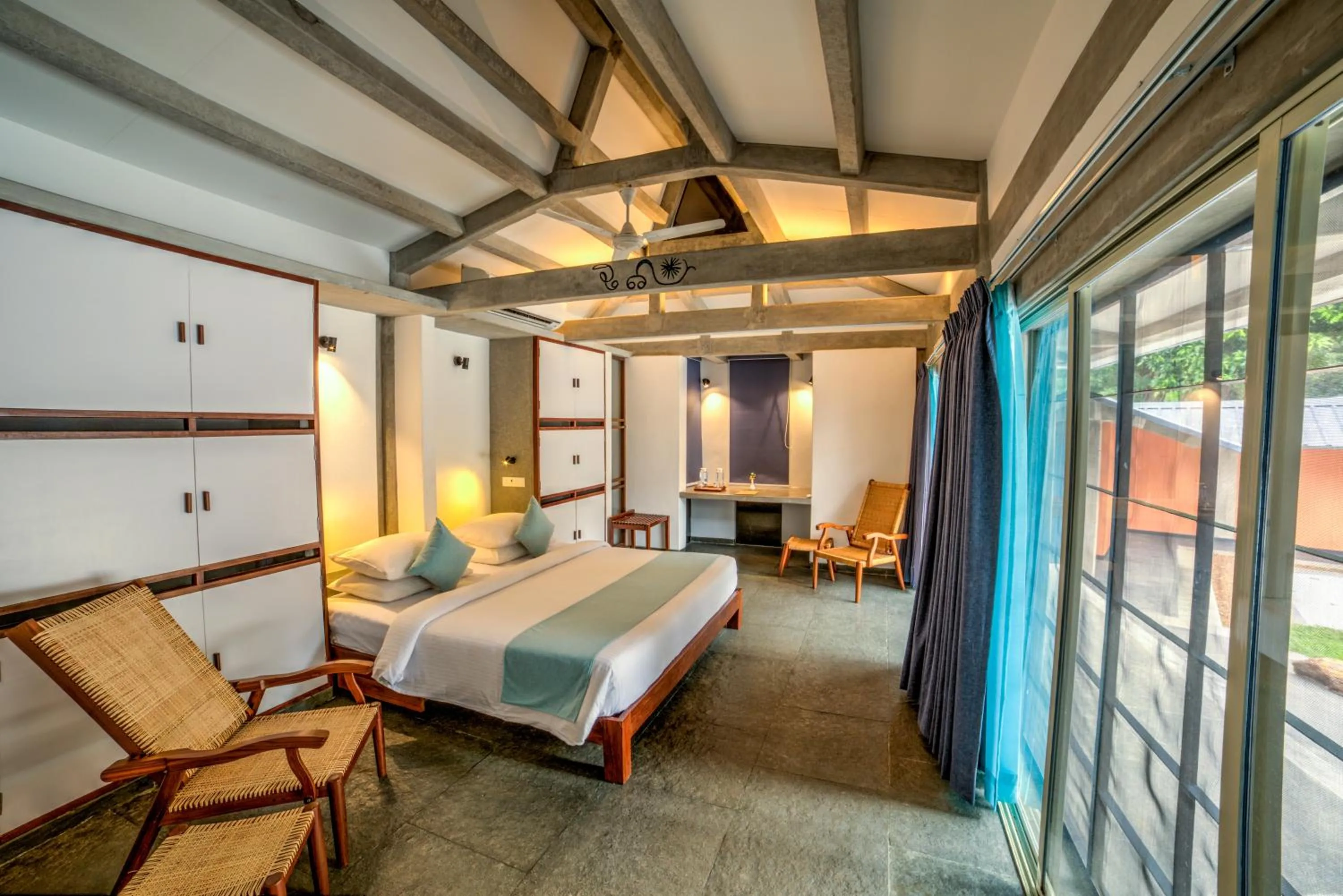 Bed in Sanctuary Amaidiyana - A CGH Earth Experience