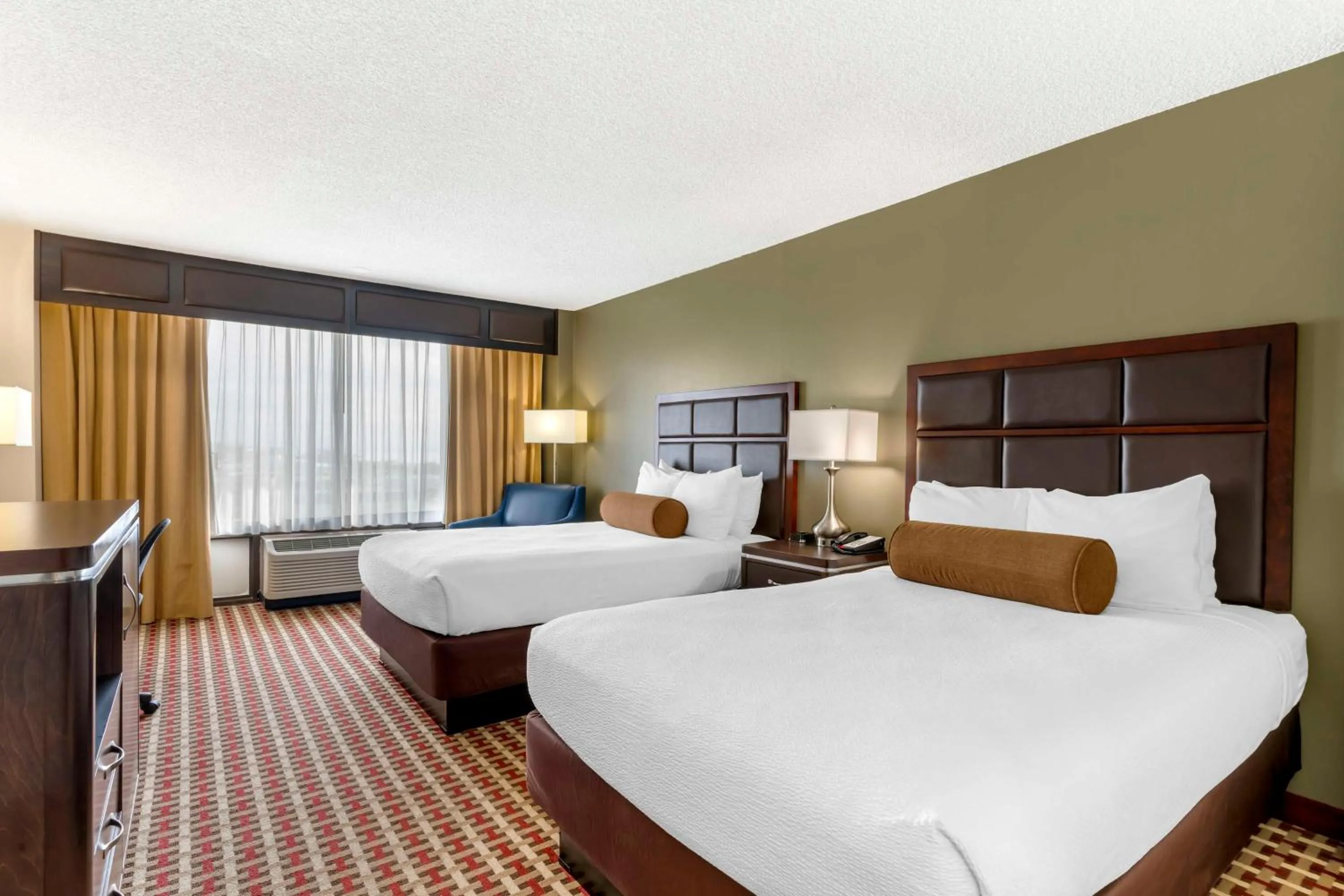 Bedroom, Bed in Best Western Plus Grosvenor Airport Hotel