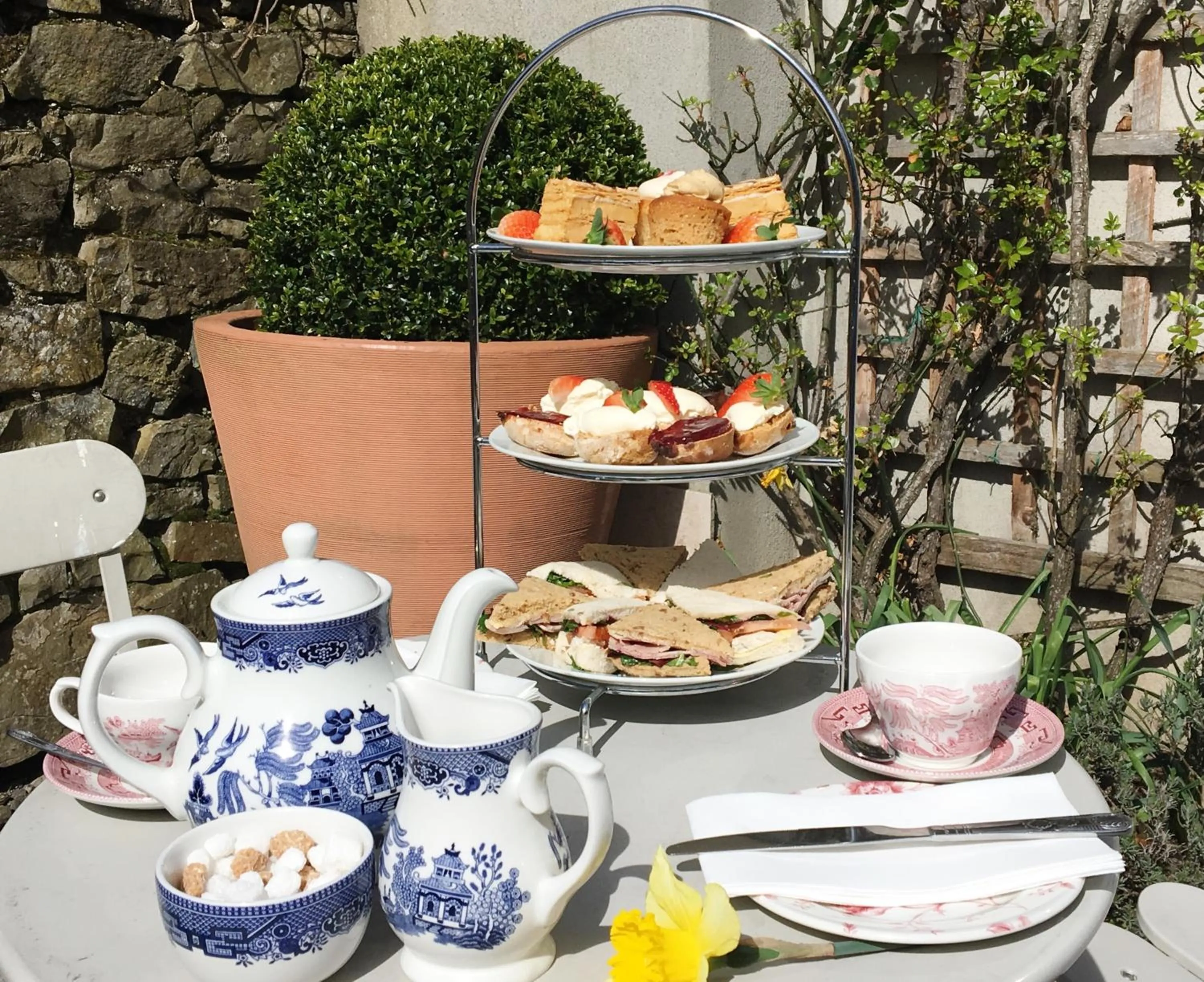 Patio in Conyngham Arms Hotel