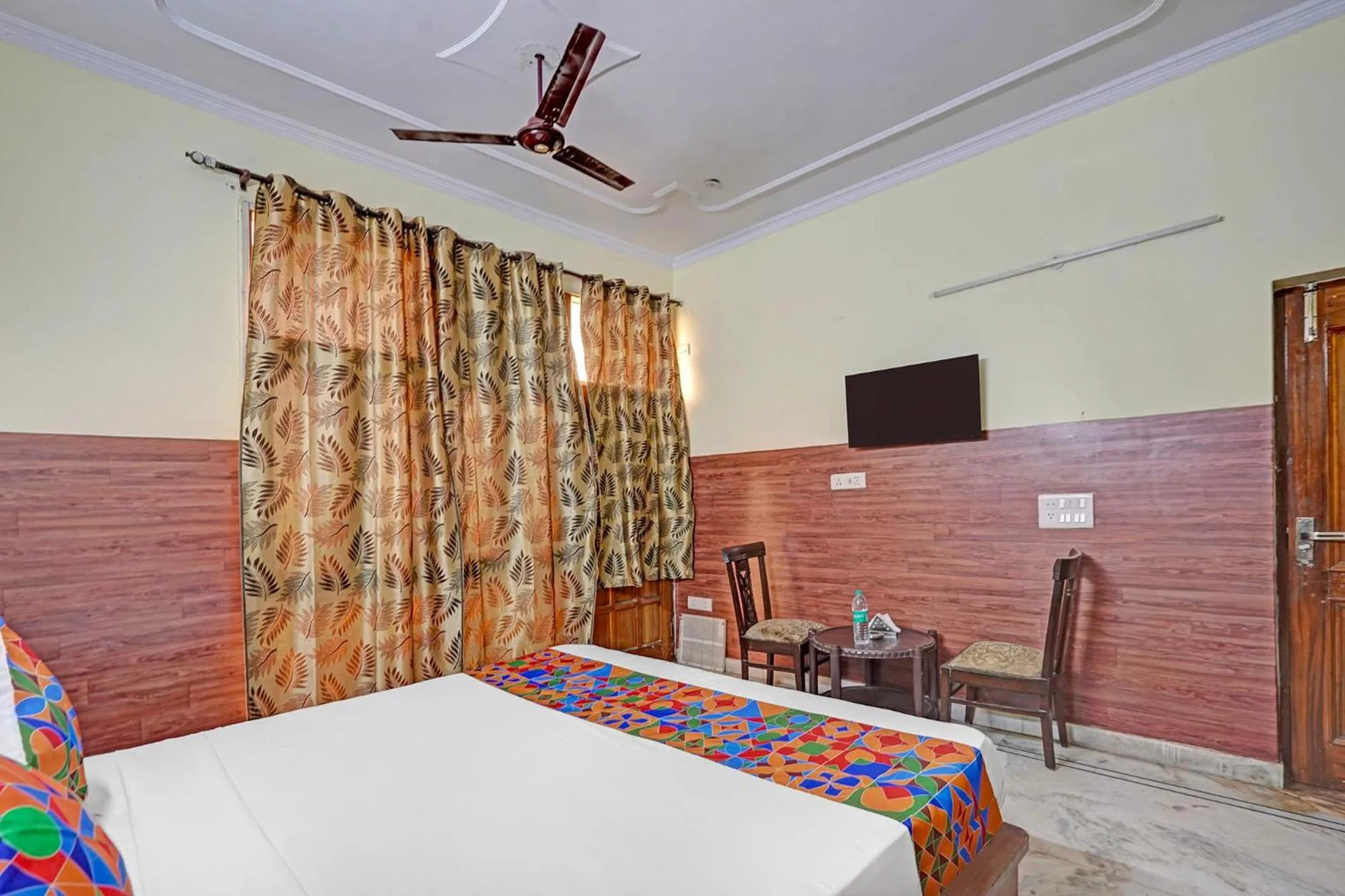 Bed in FabHotel The Everest 43