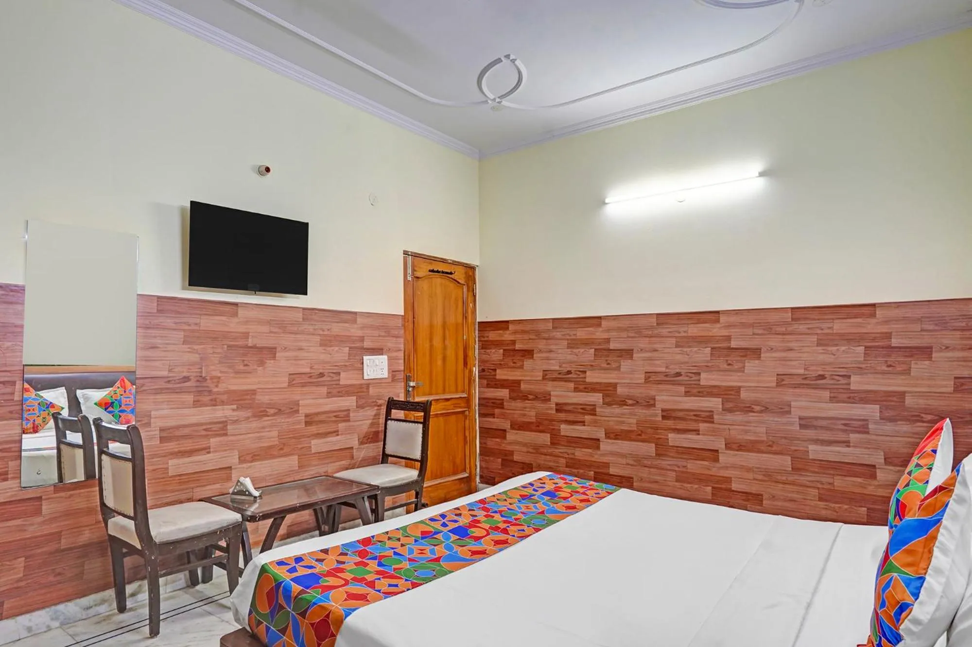 Bed in FabHotel The Everest 43