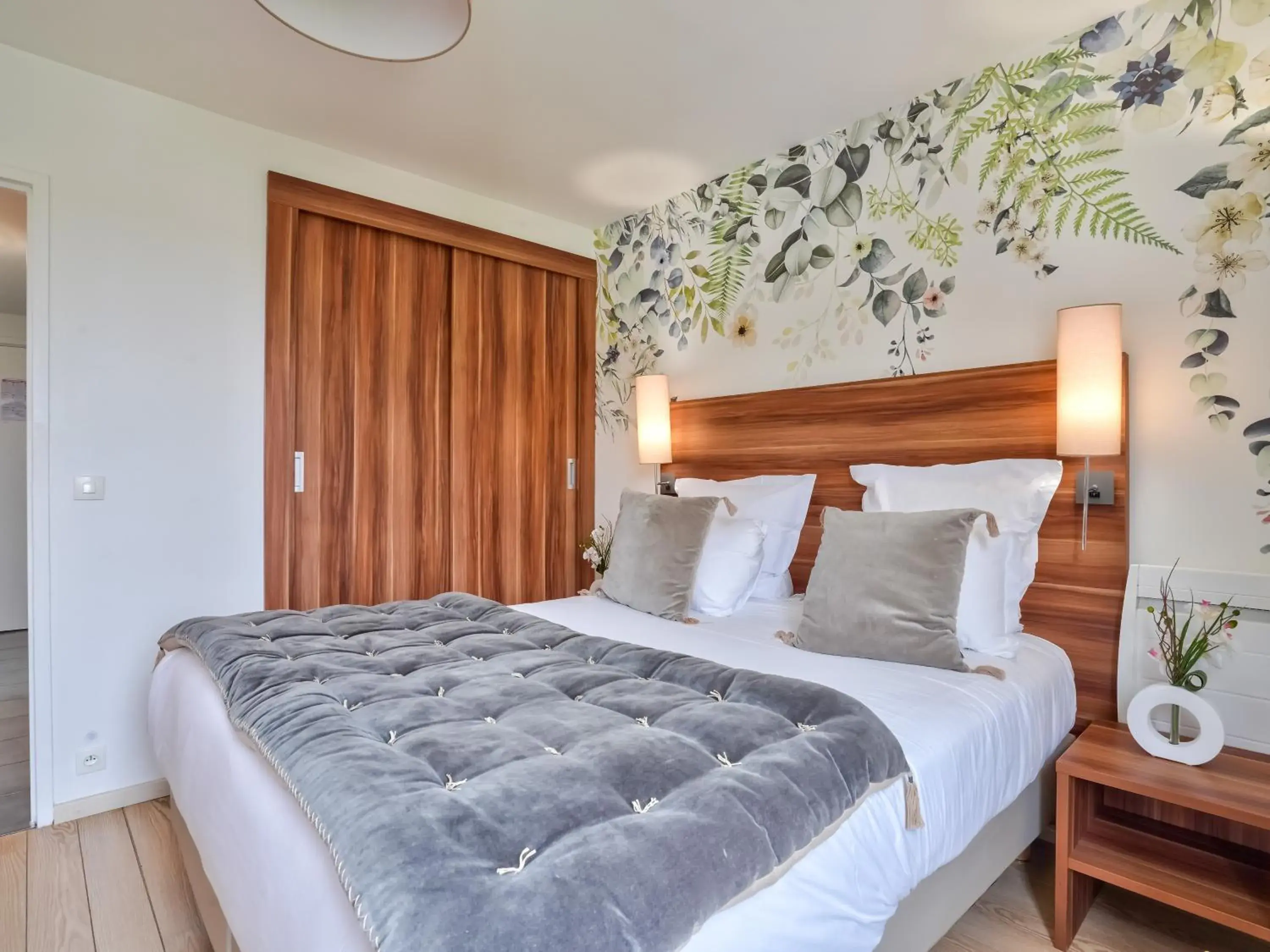 Bedroom, Bed in Residhome Paris Saclay " Bures sur Yvette " Bedroom, Bed in Residhome Paris Saclay " Bures sur Yvette "