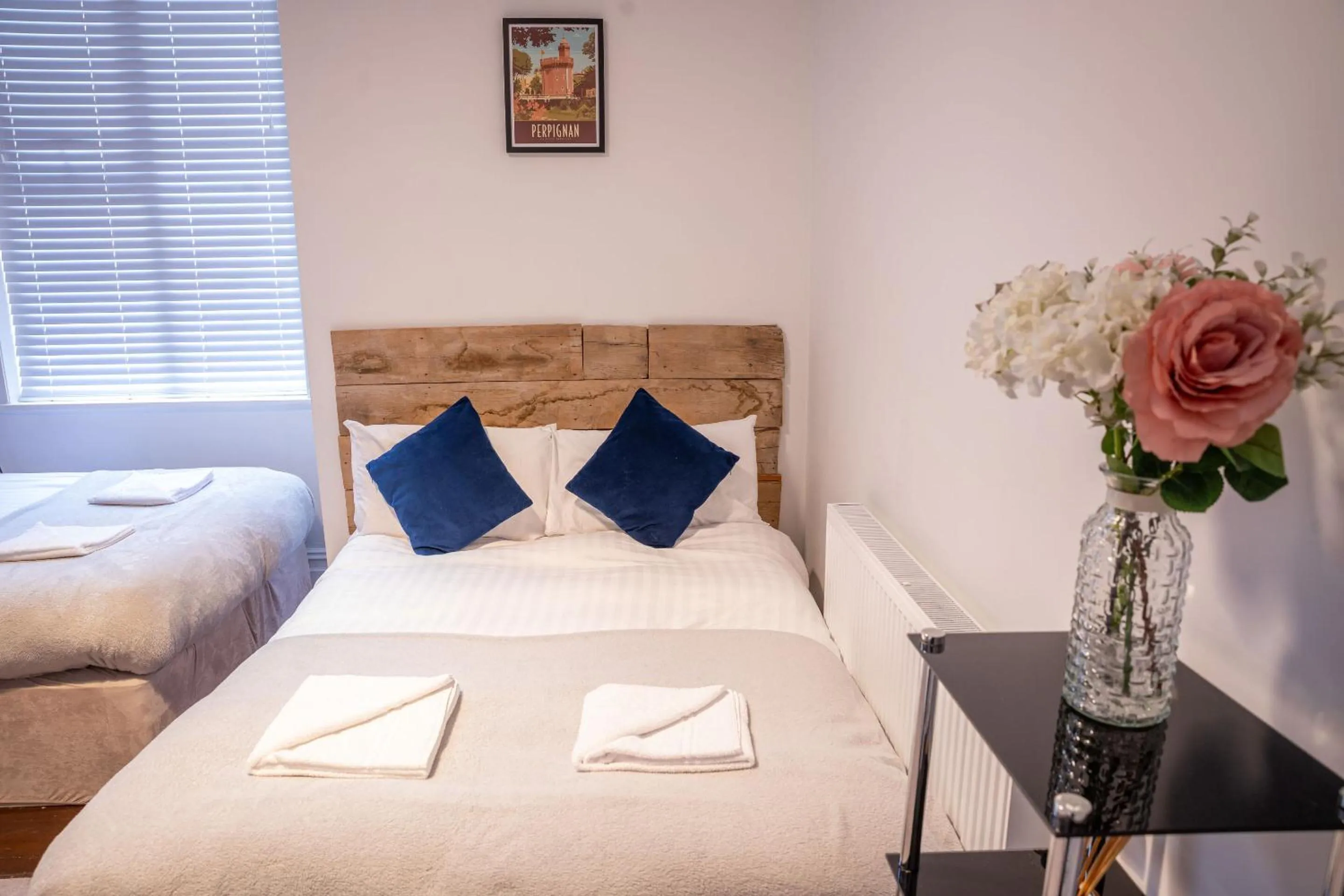 Bedroom, Bed in Sapphire House By Sasco