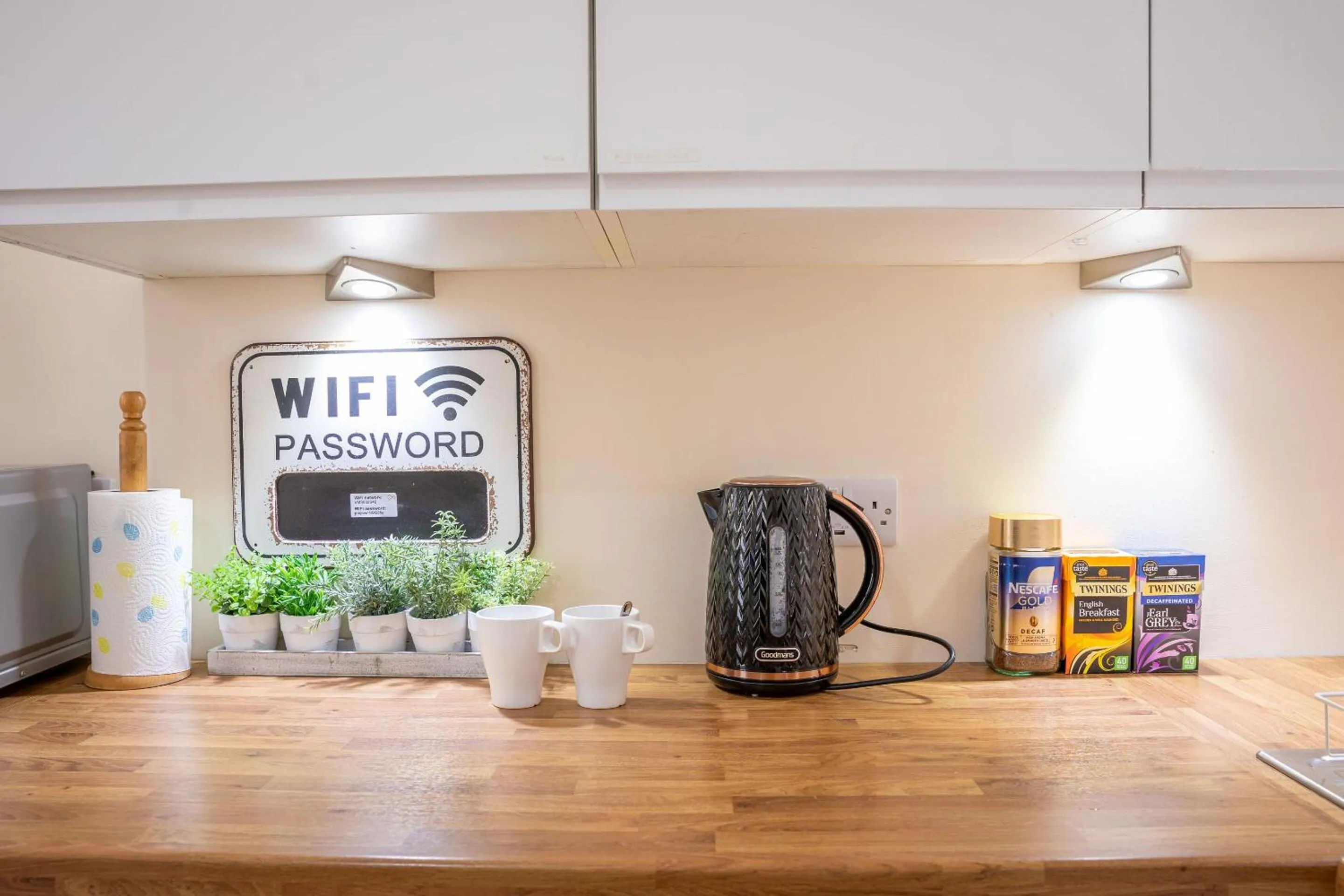 Kitchen or kitchenette in Sapphire House By Sasco