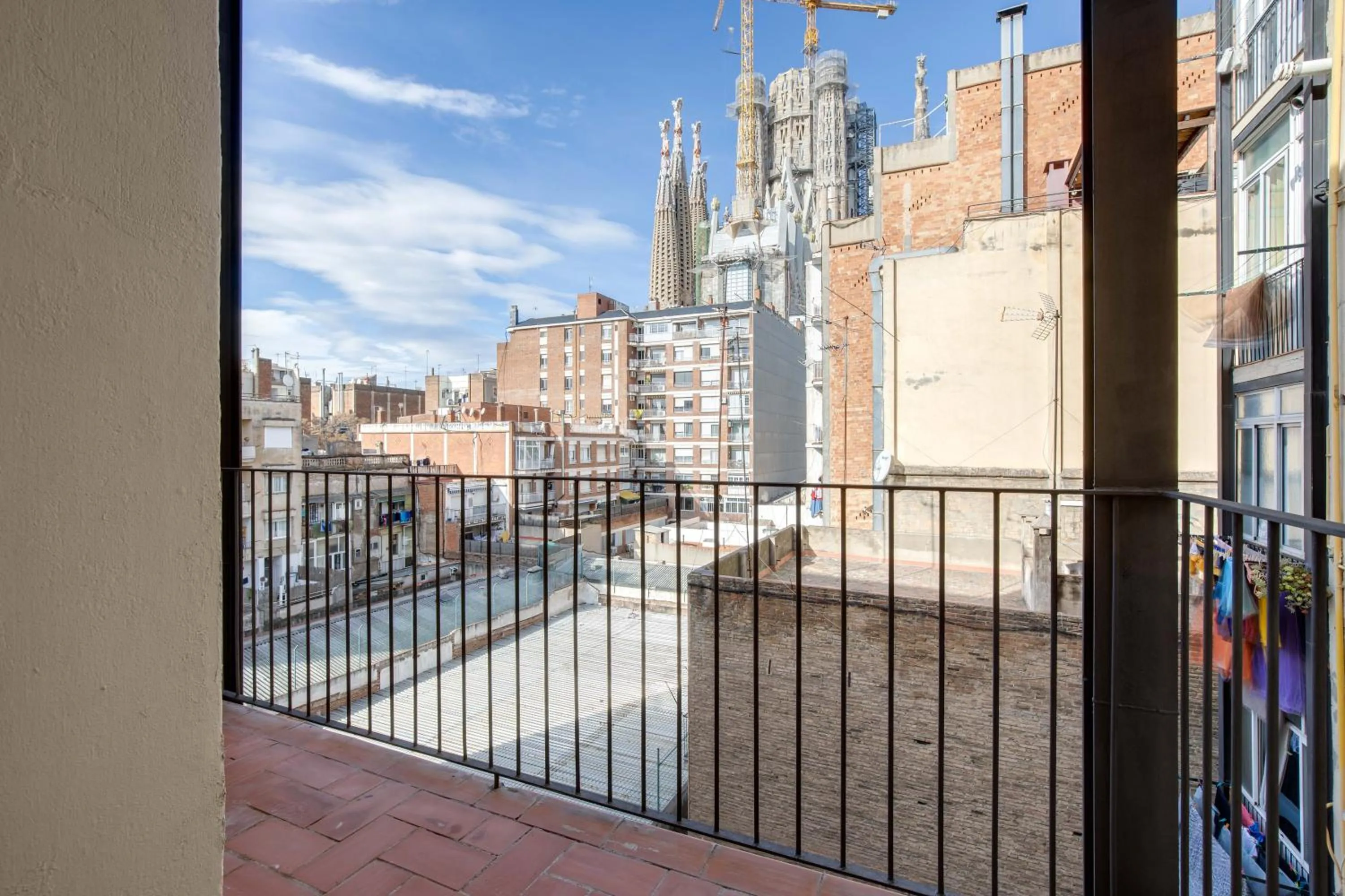 Day in LucasLand Apartments Barcelona