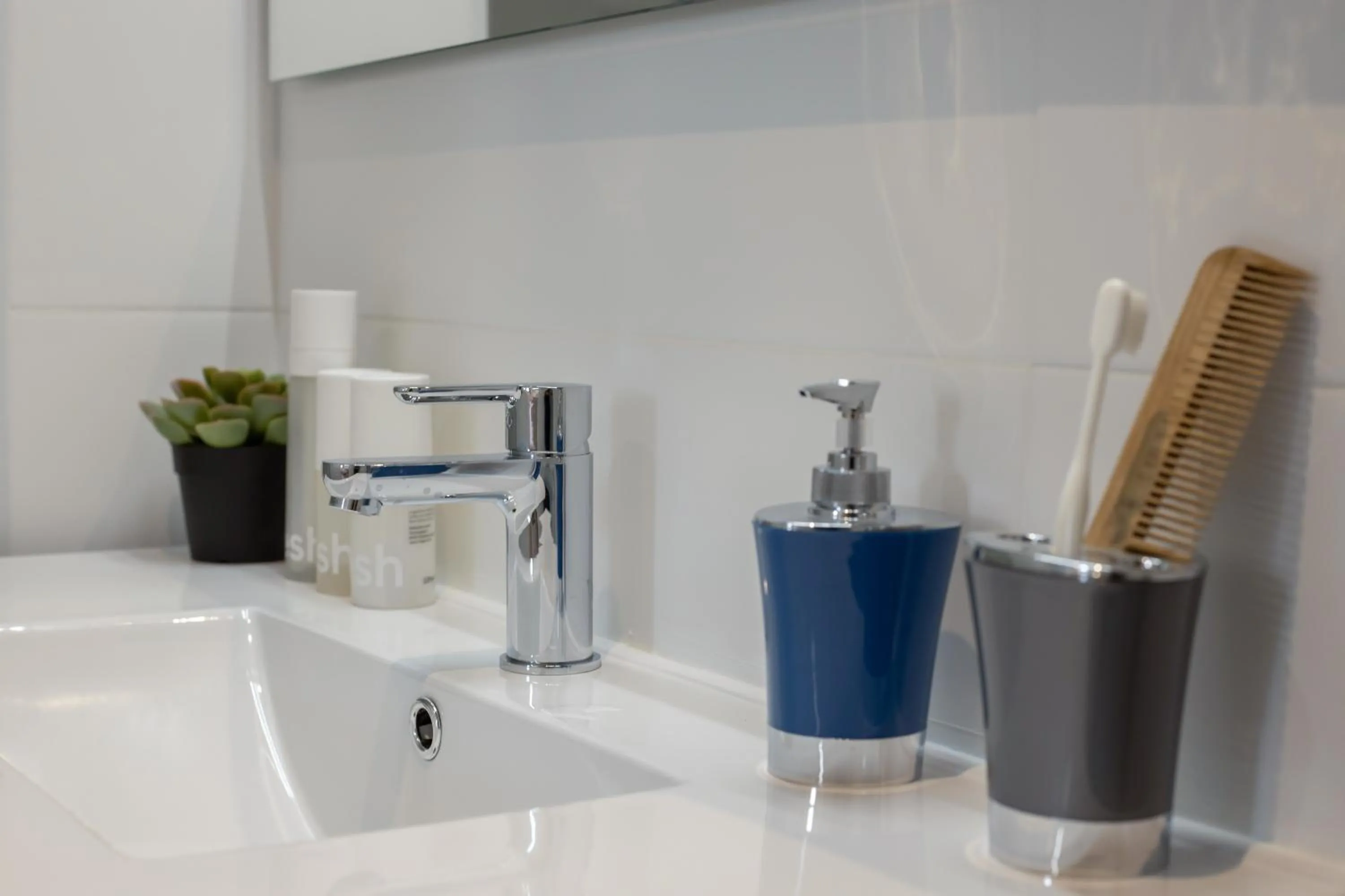 Bathroom in LucasLand Apartments Barcelona