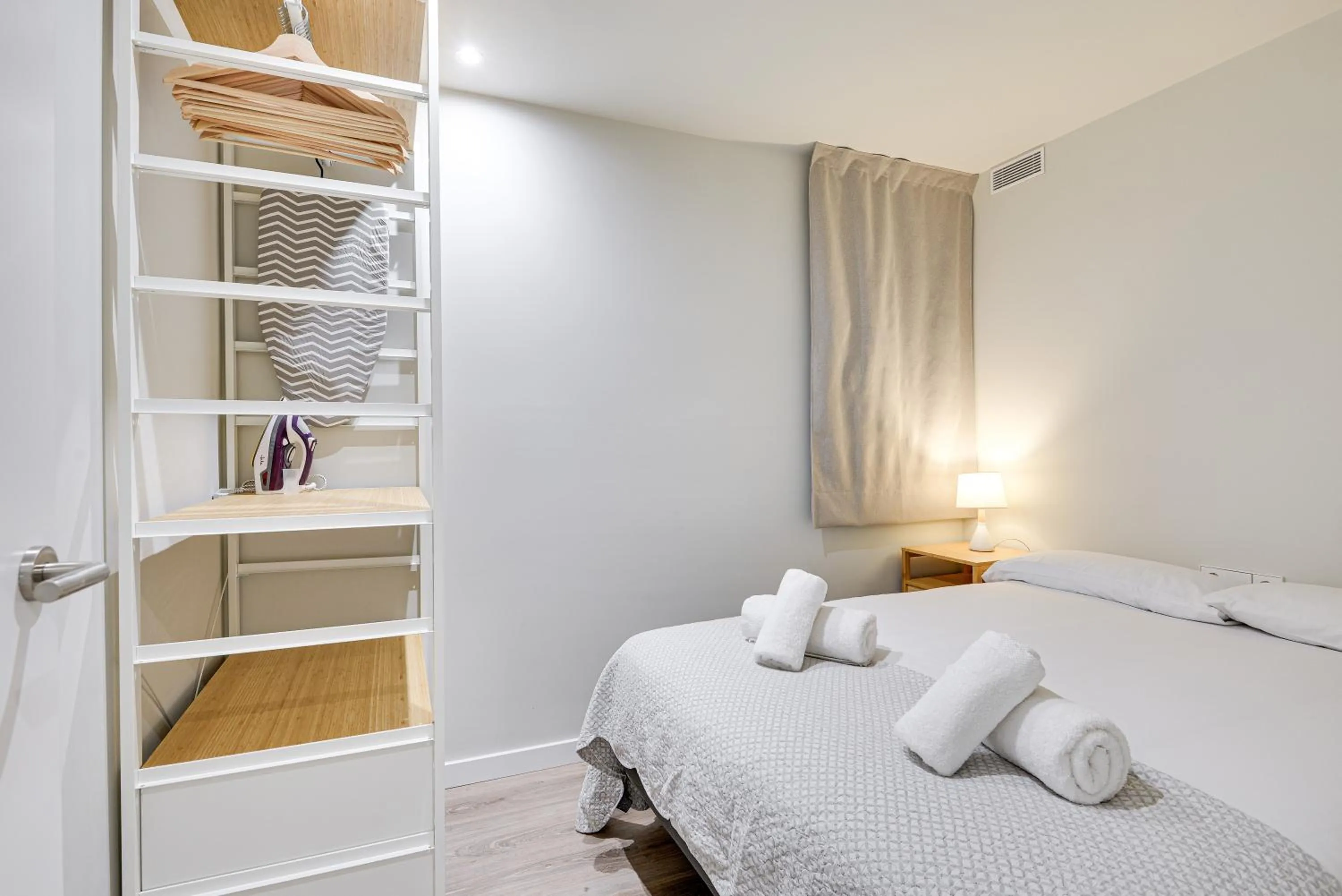 Bed in LucasLand Apartments Barcelona